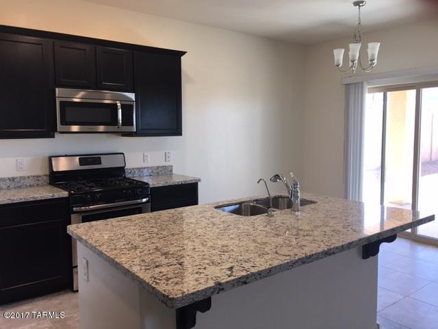 Vista Del Lago - Residential Lease