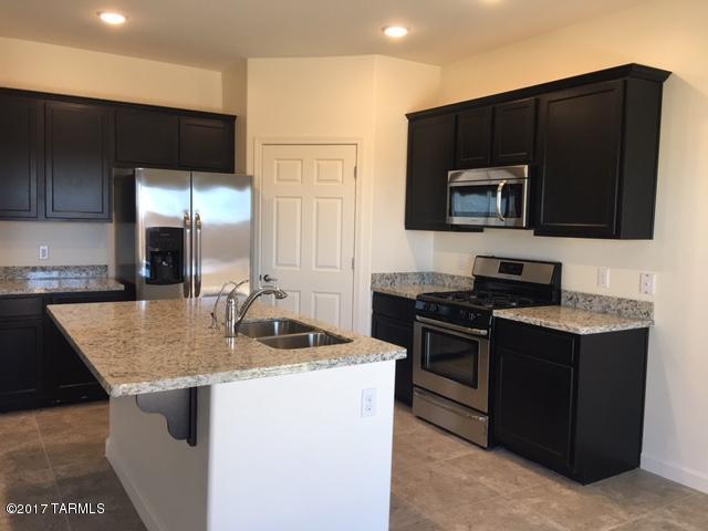 Vista Del Lago - Residential Lease