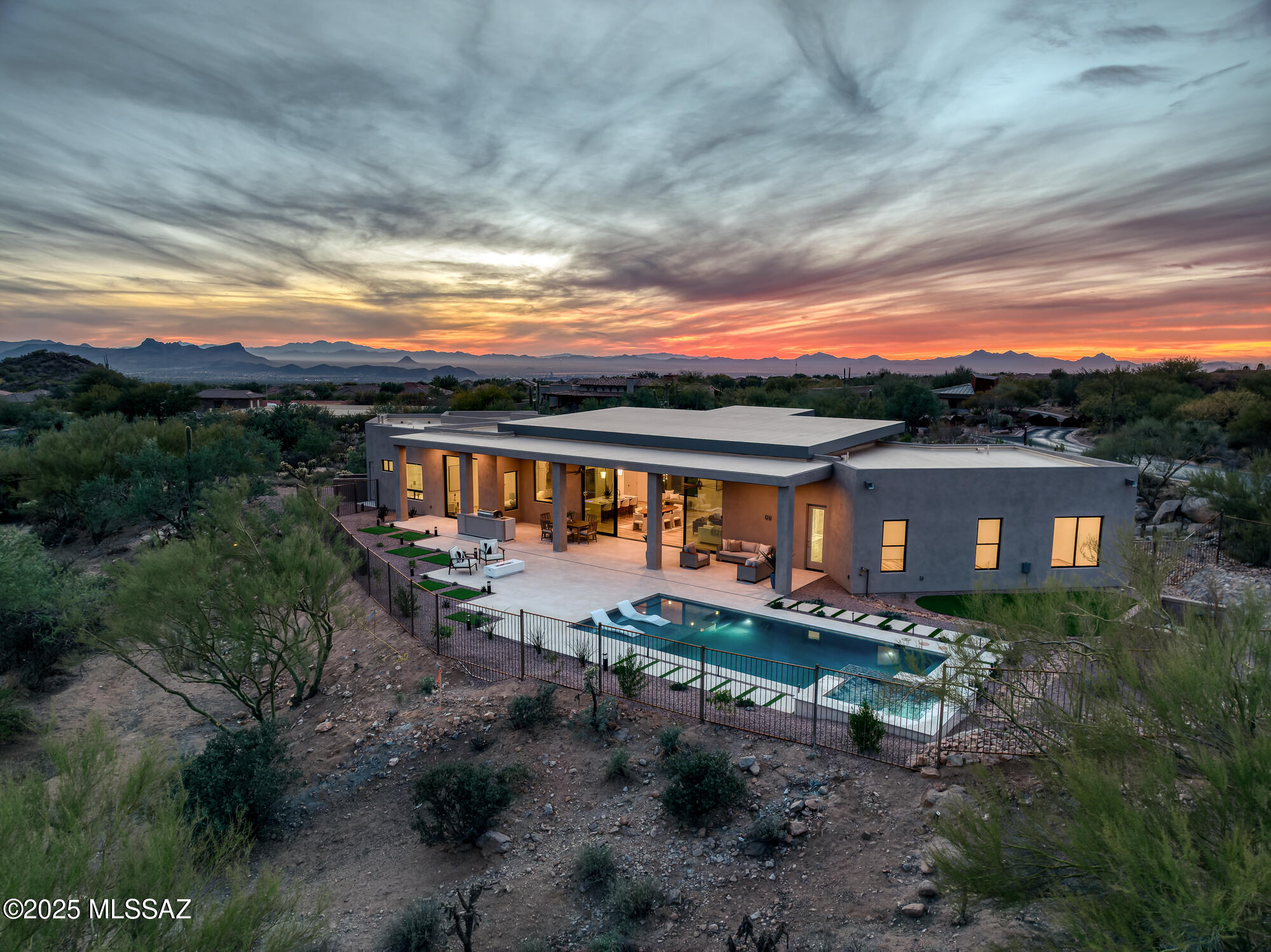 13870 N Dove Canyon Pass