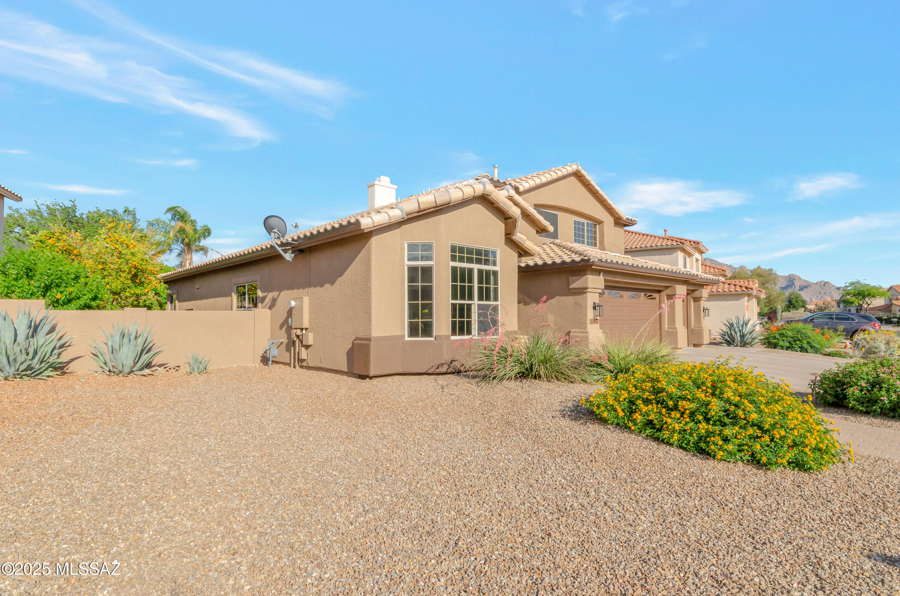 12402 N Echo Valley Drive