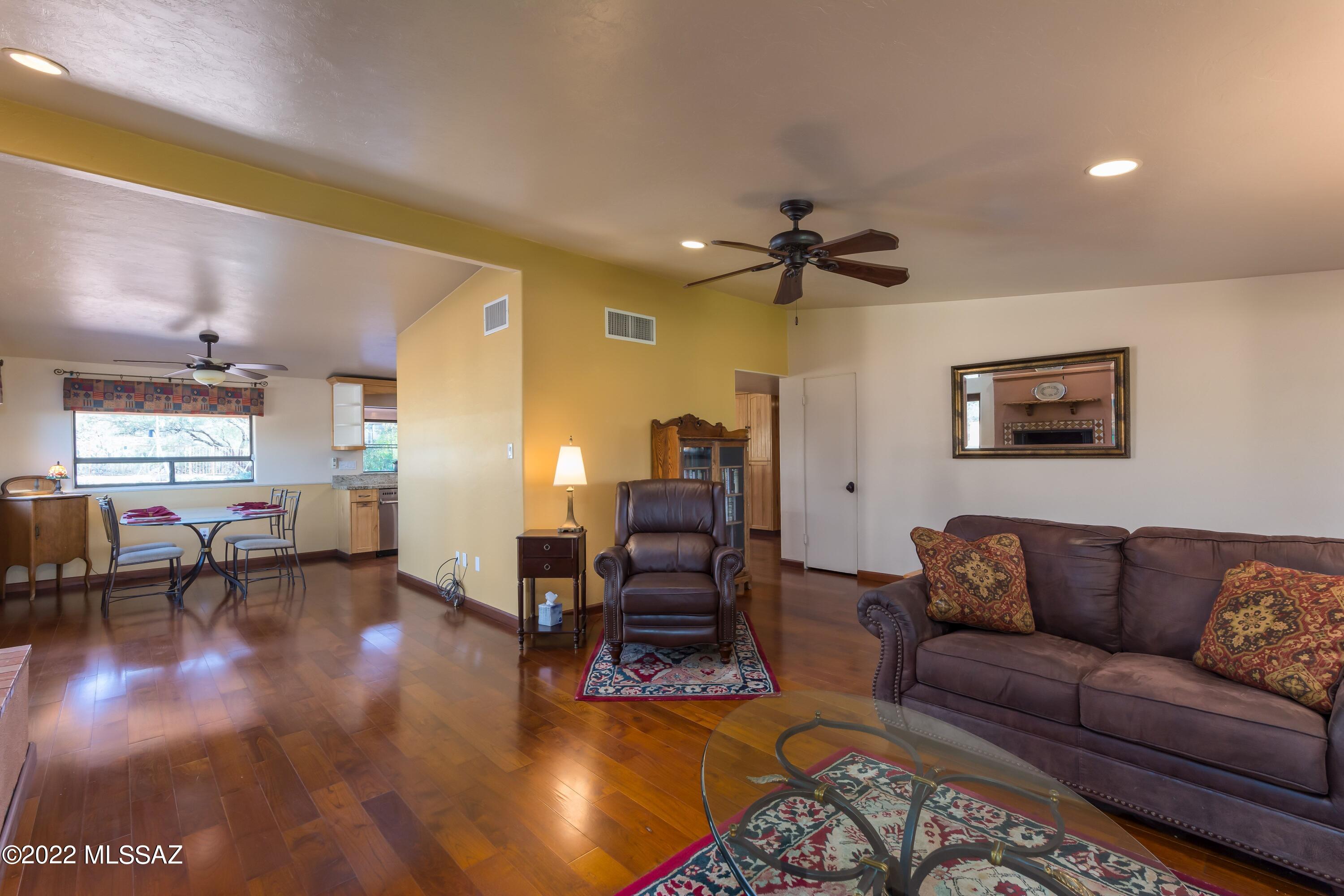 Suffolk Hills (45-107) - Residential