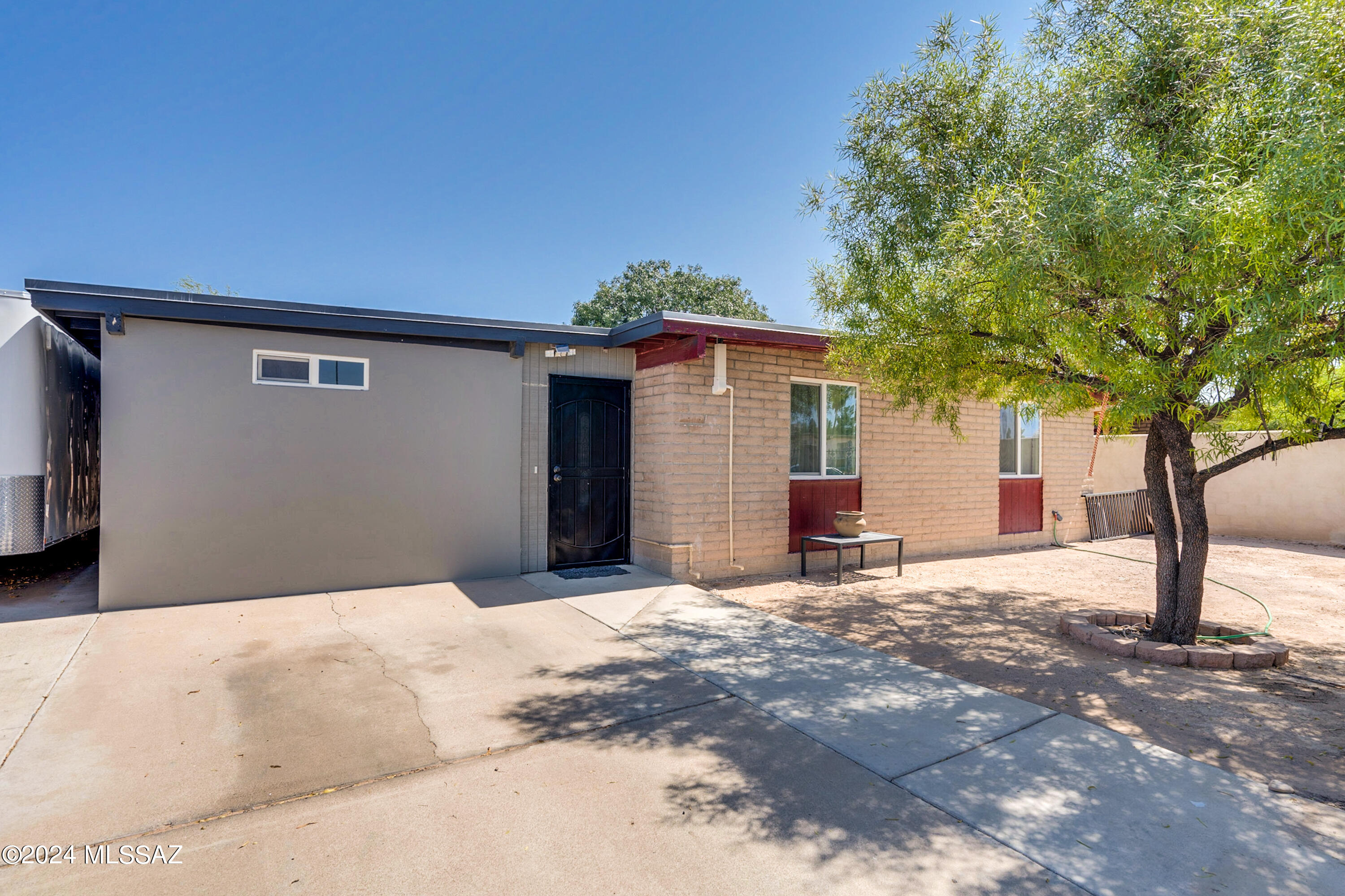 Bravo 1 (302-419) - Residential