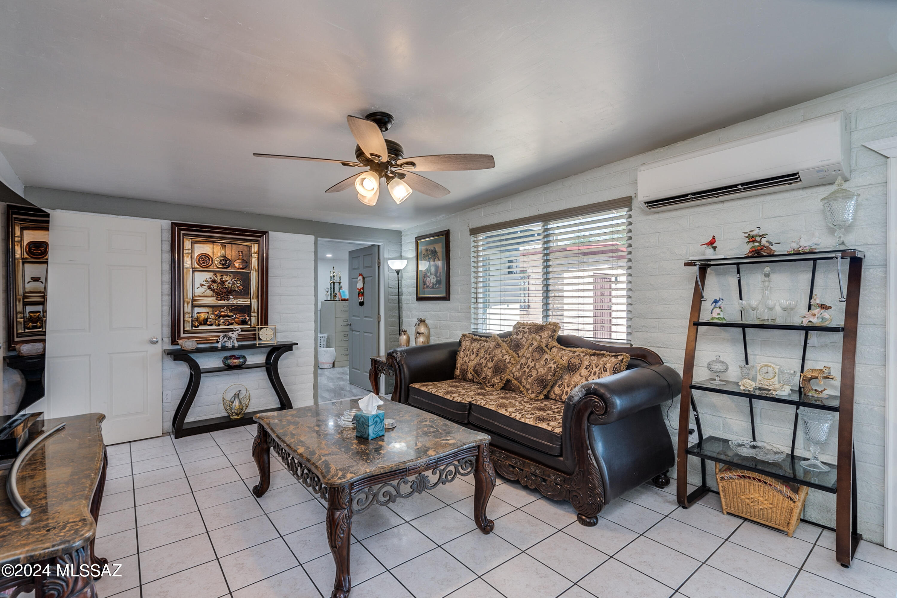 Bravo 1 (302-419) - Residential