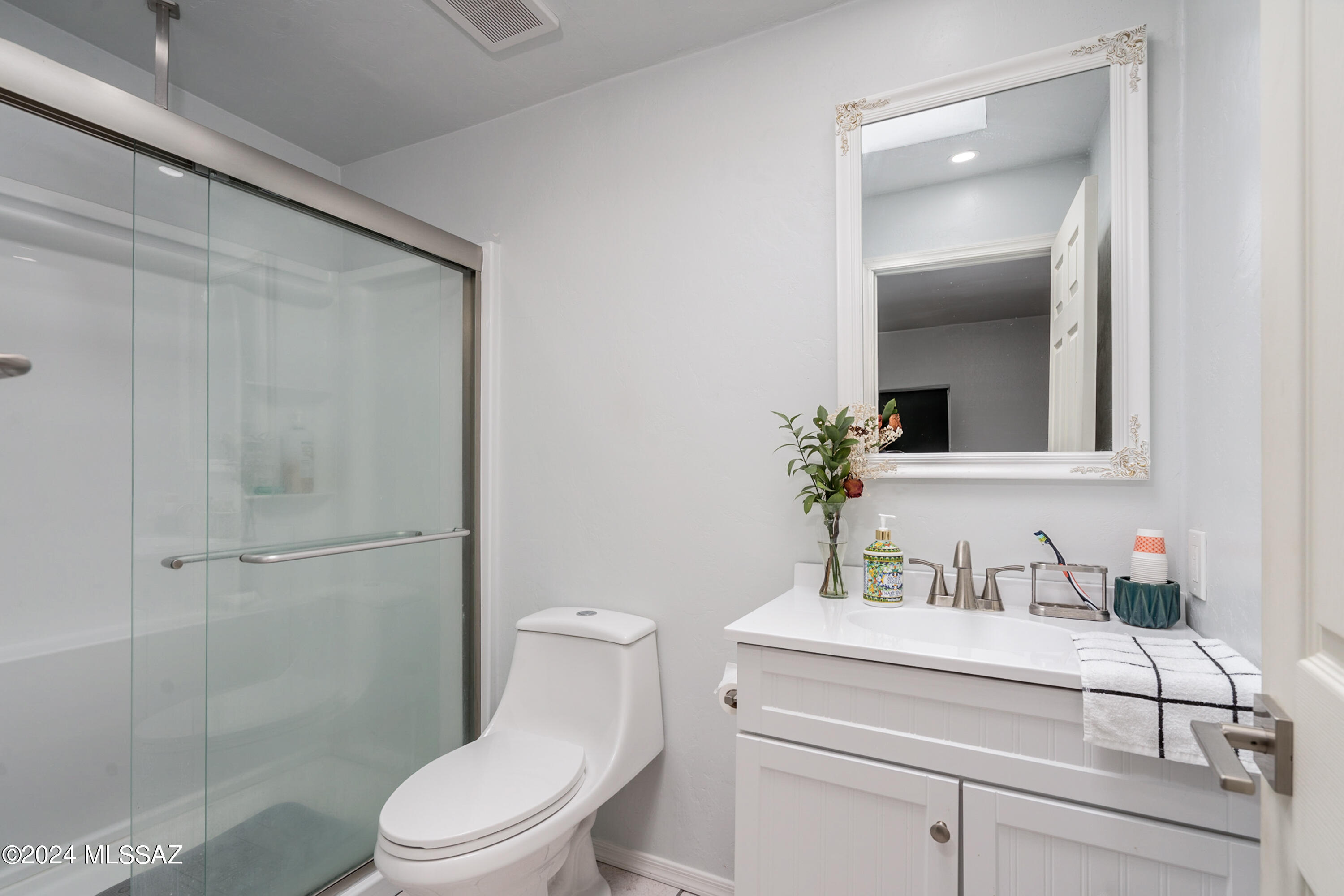 Bravo 1 (302-419) - Residential