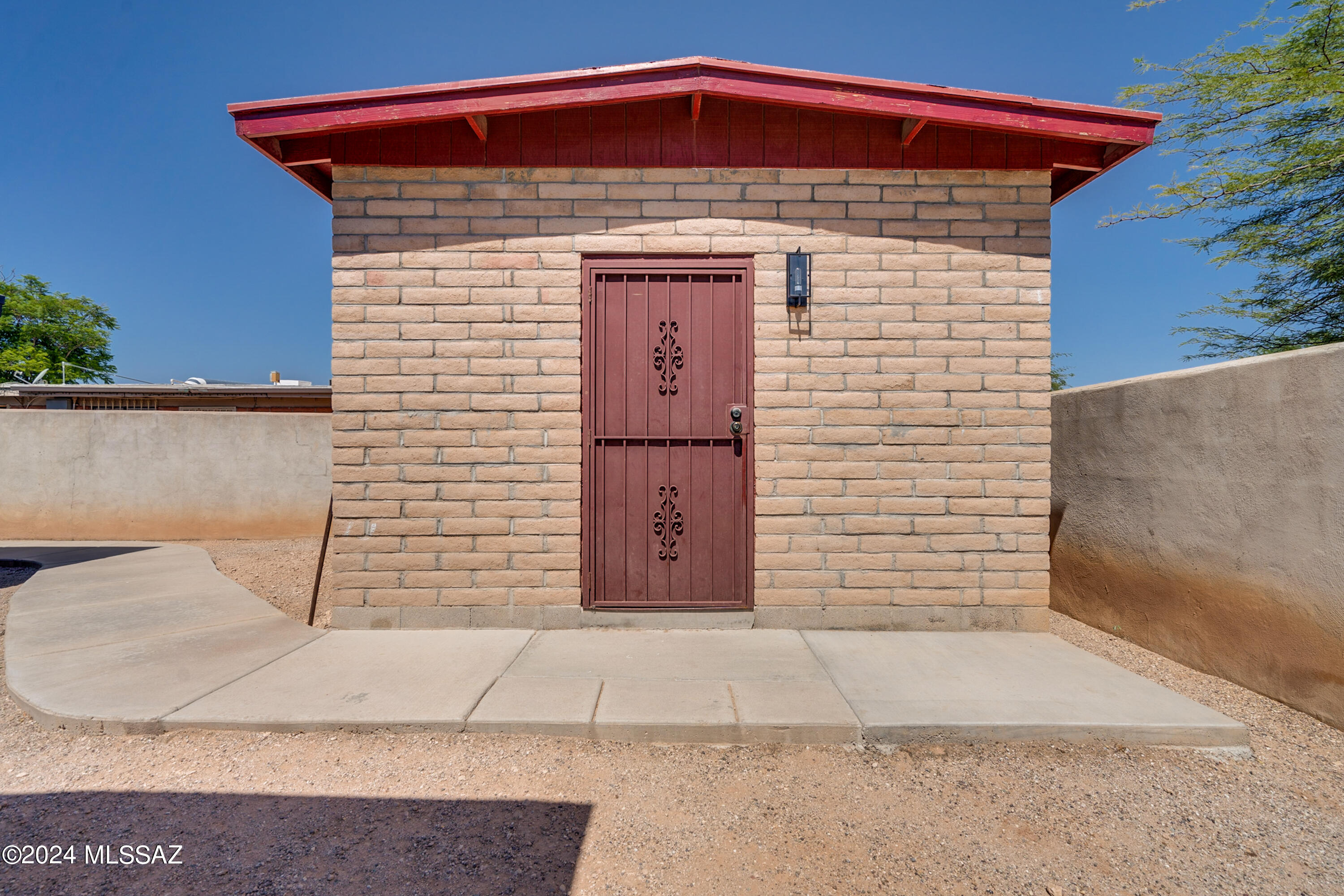 Bravo 1 (302-419) - Residential
