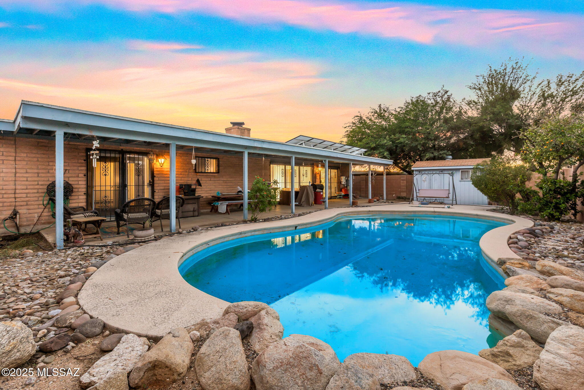 3264 S Eastview Avenue