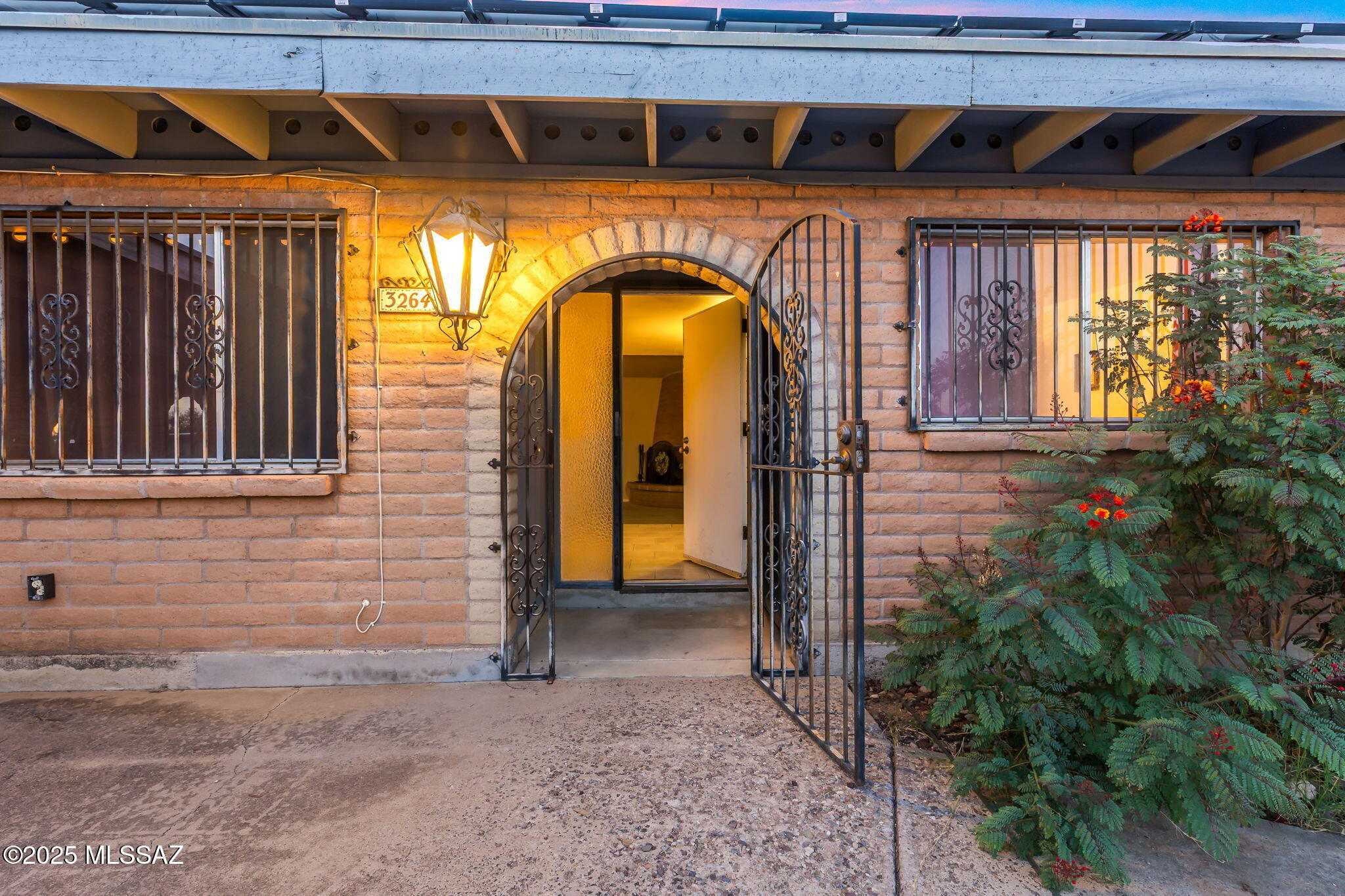 3264 S Eastview Avenue