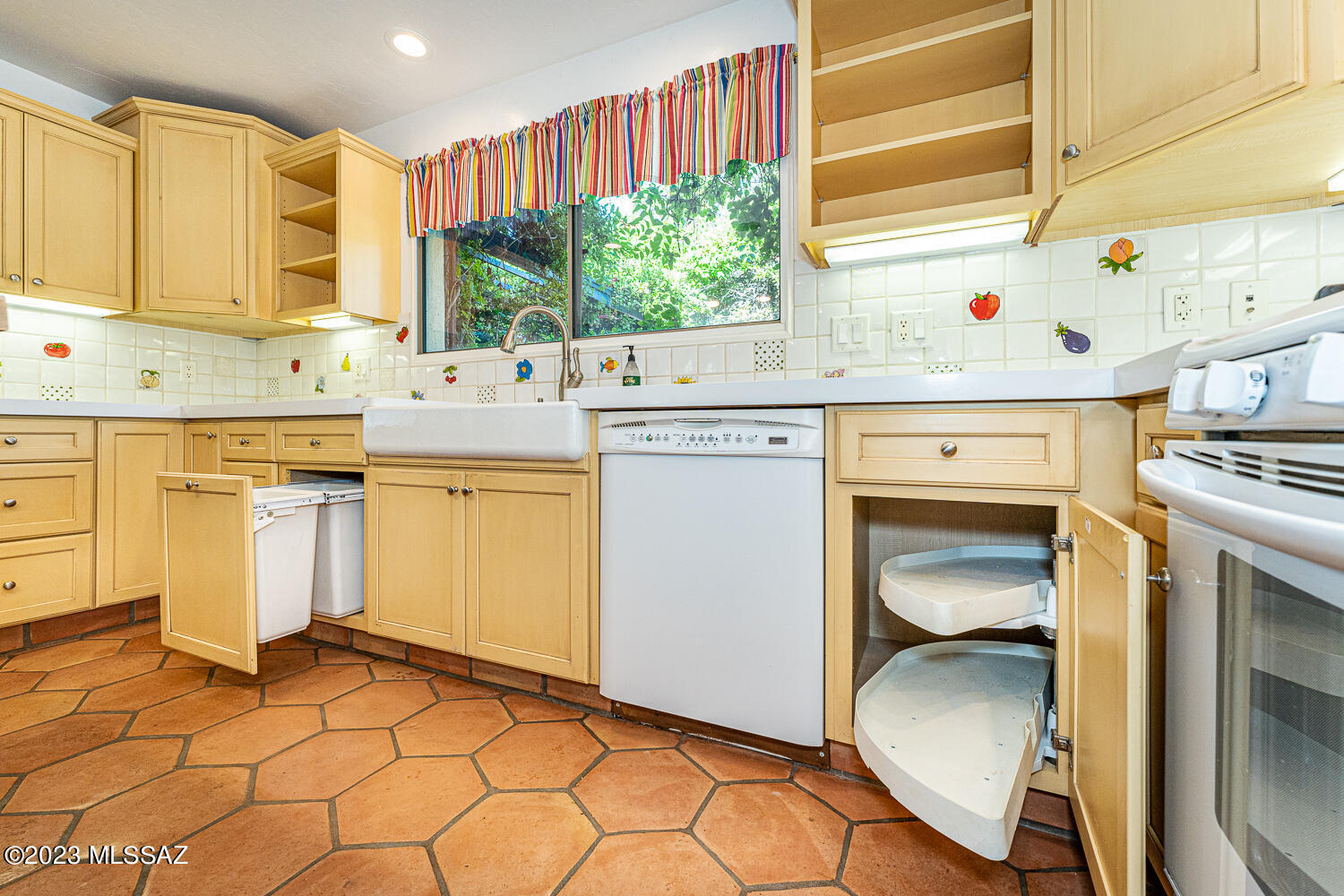 Catalina Foothills Estates NO. 5 - Residential