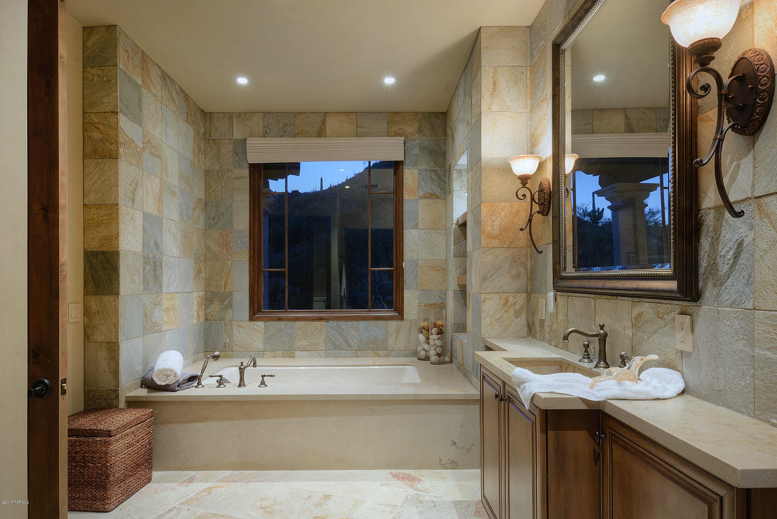Canyon Pass At Dove Mountain - Residential