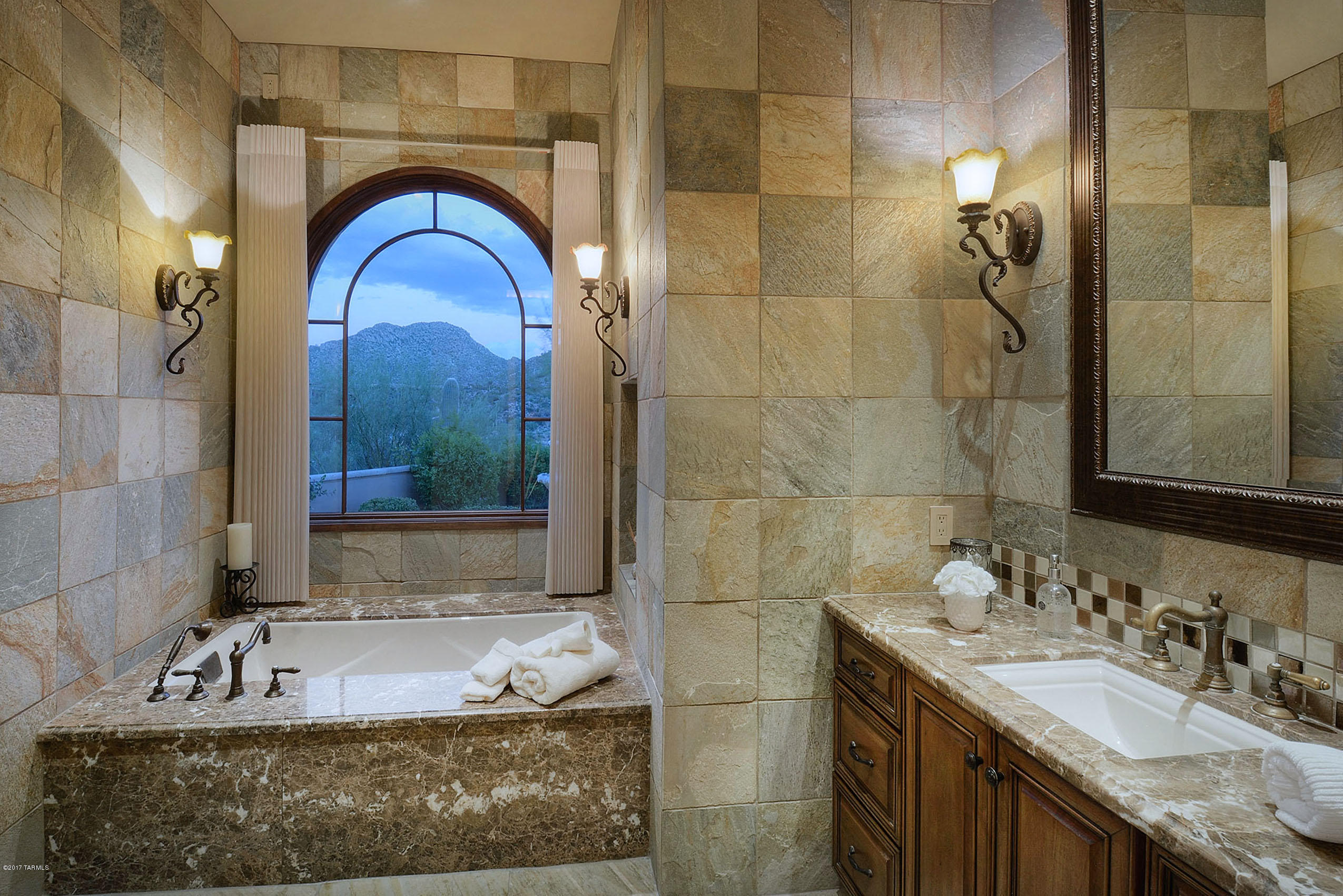 Canyon Pass At Dove Mountain - Residential