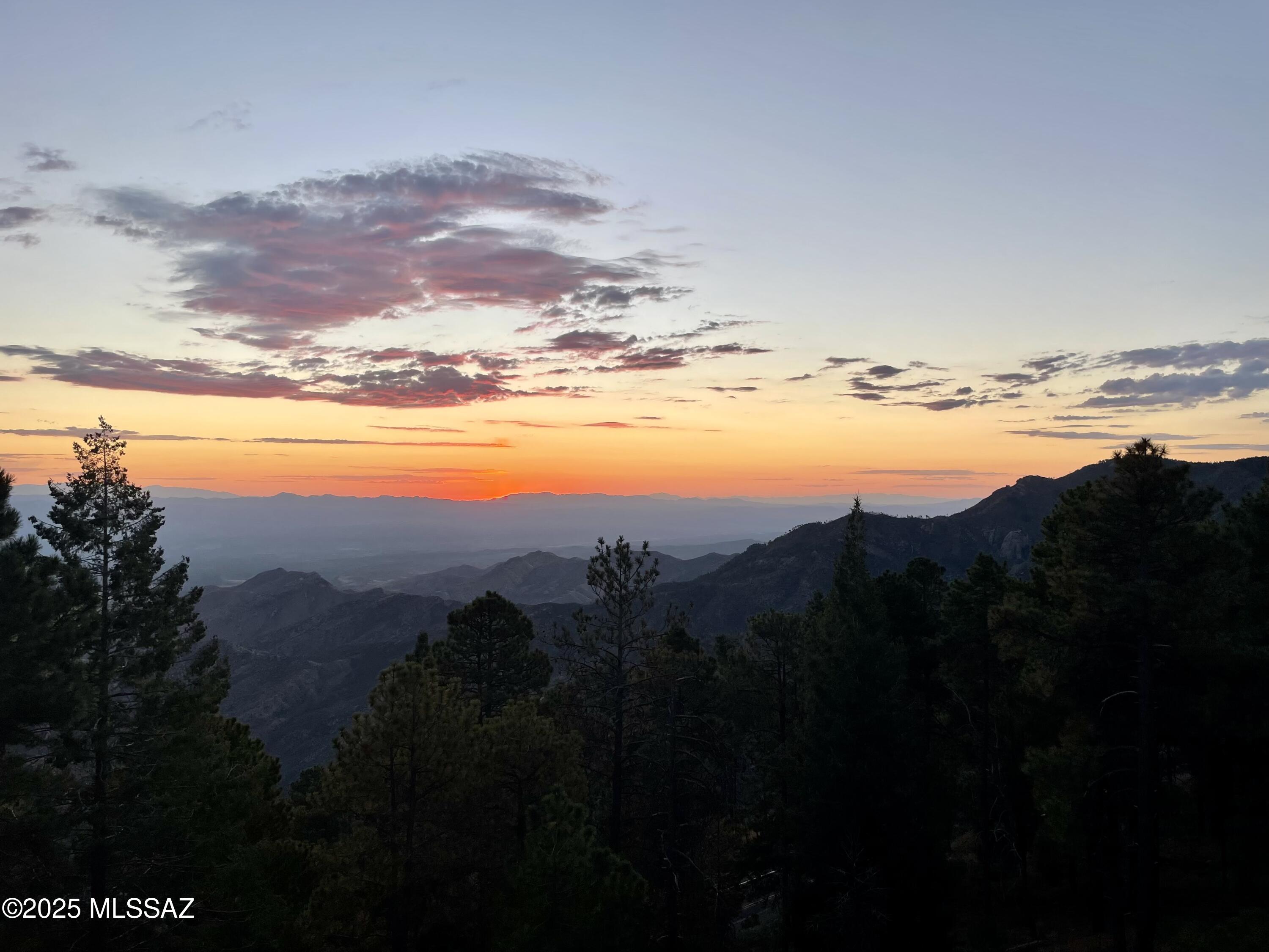 Loma Sabino Pines - Residential