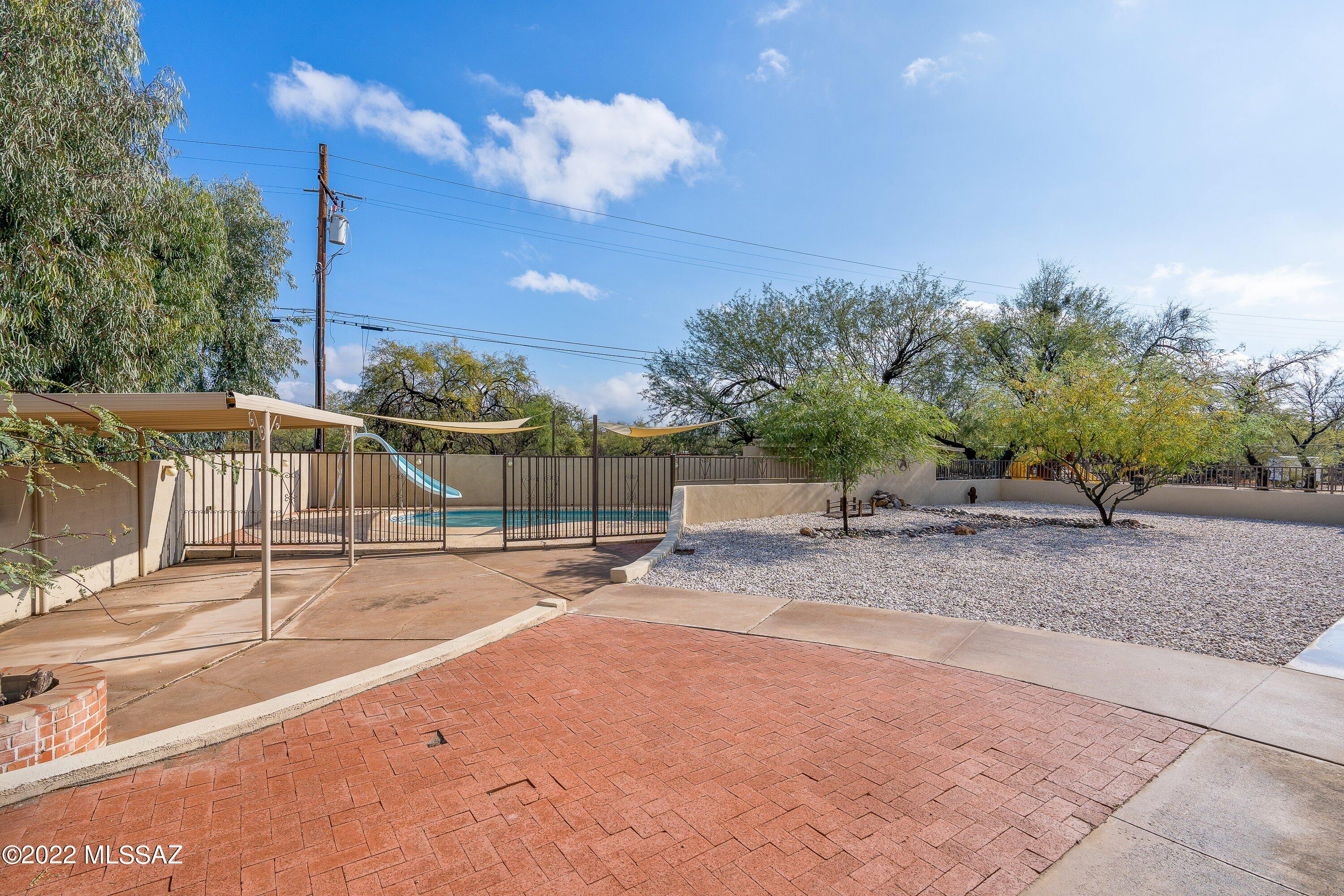Bear Canyon Woods - Residential