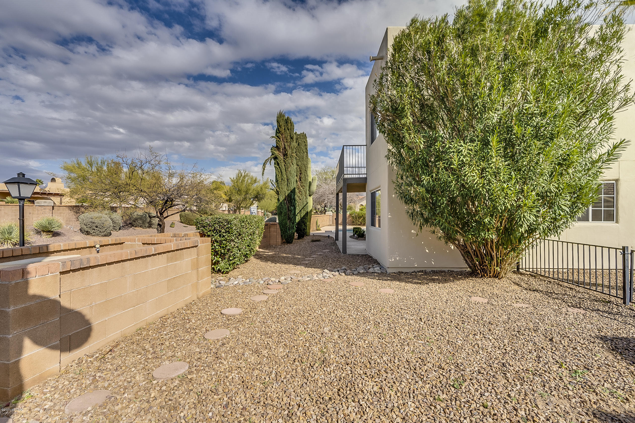 Villages Of La Canada (The) - Residential