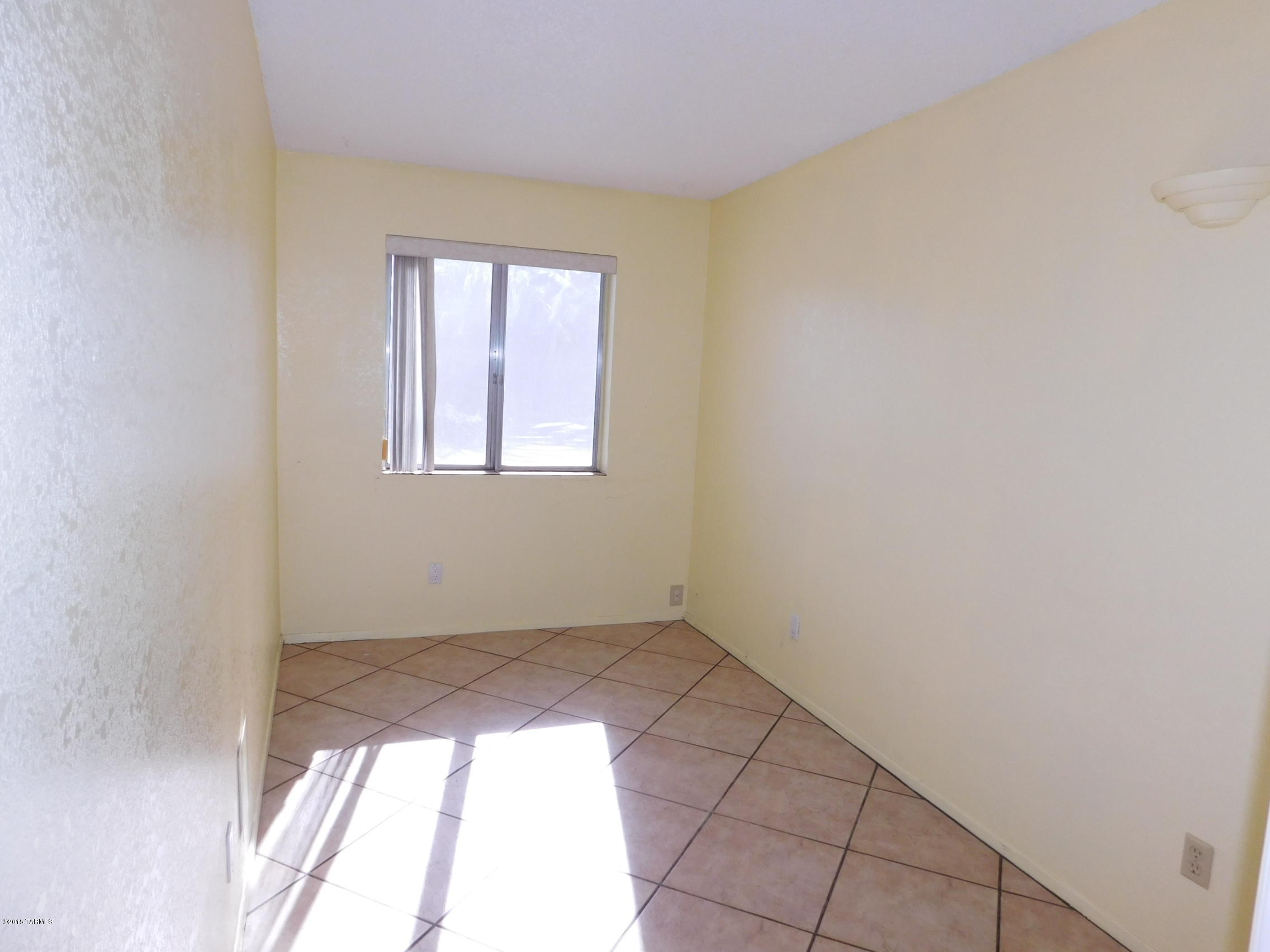 Spanish Meadows Twnhss (1-105) - Residential