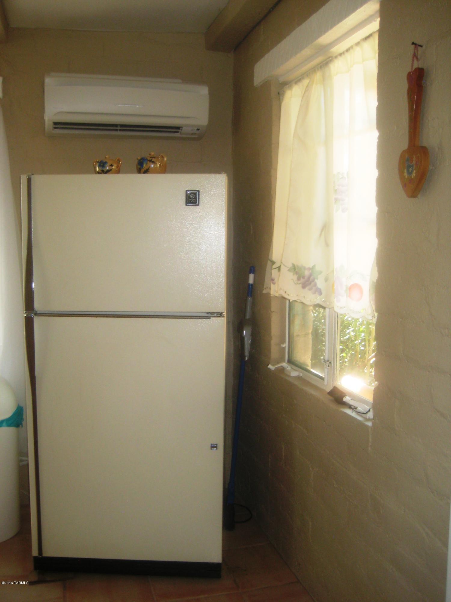 Unsubdivided - Residential Lease