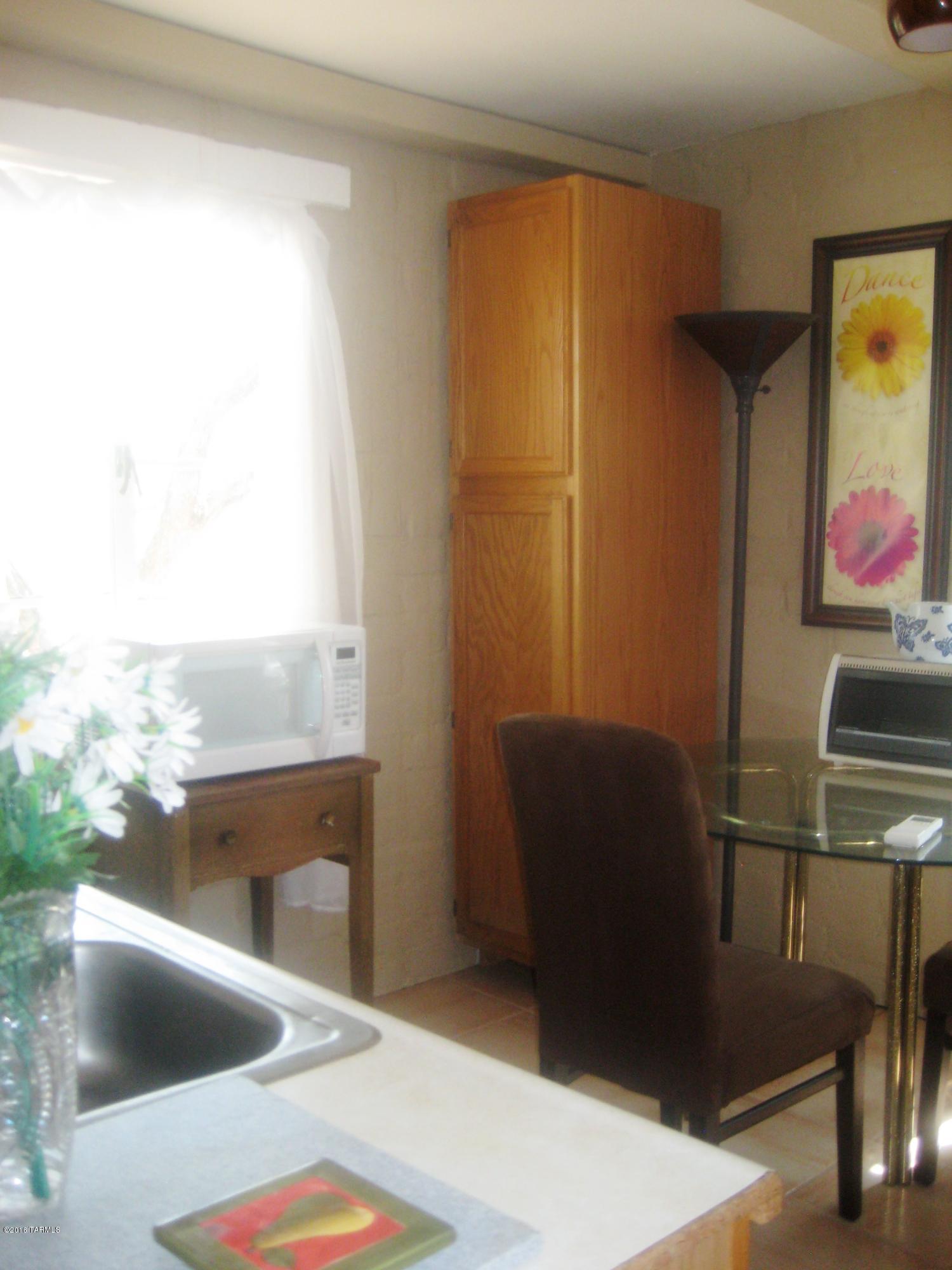 Unsubdivided - Residential Lease