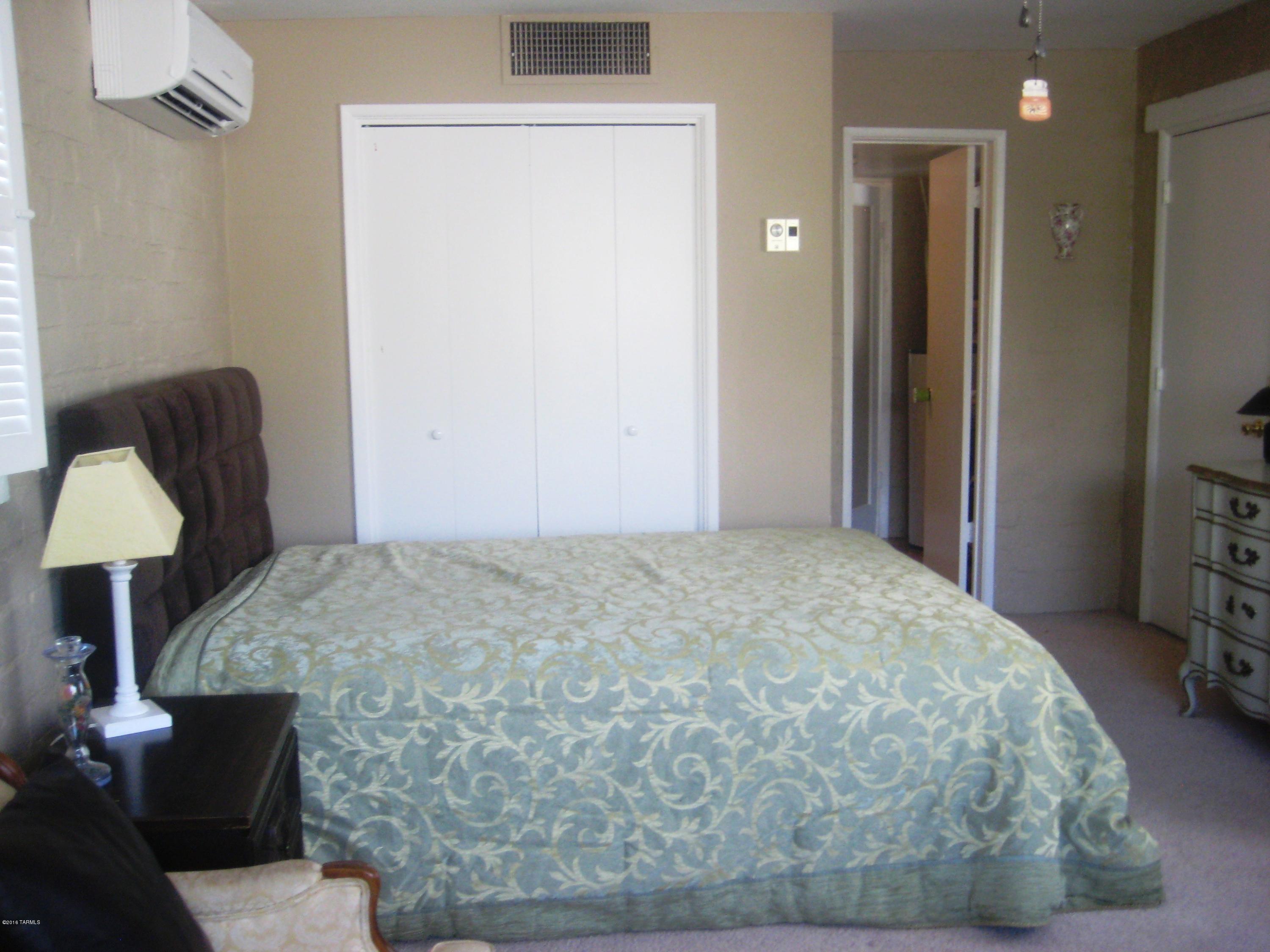 Unsubdivided - Residential Lease