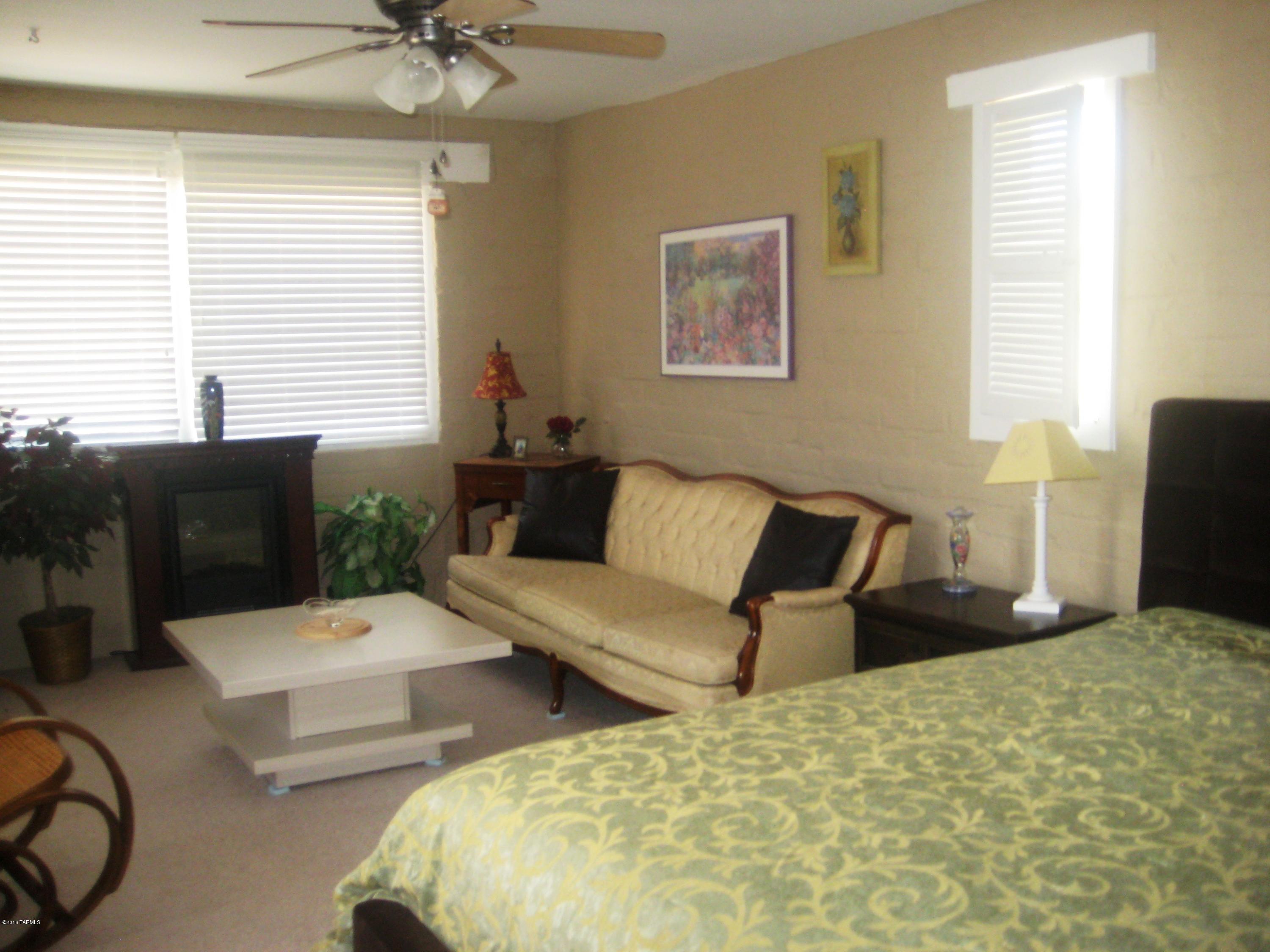 Unsubdivided - Residential Lease