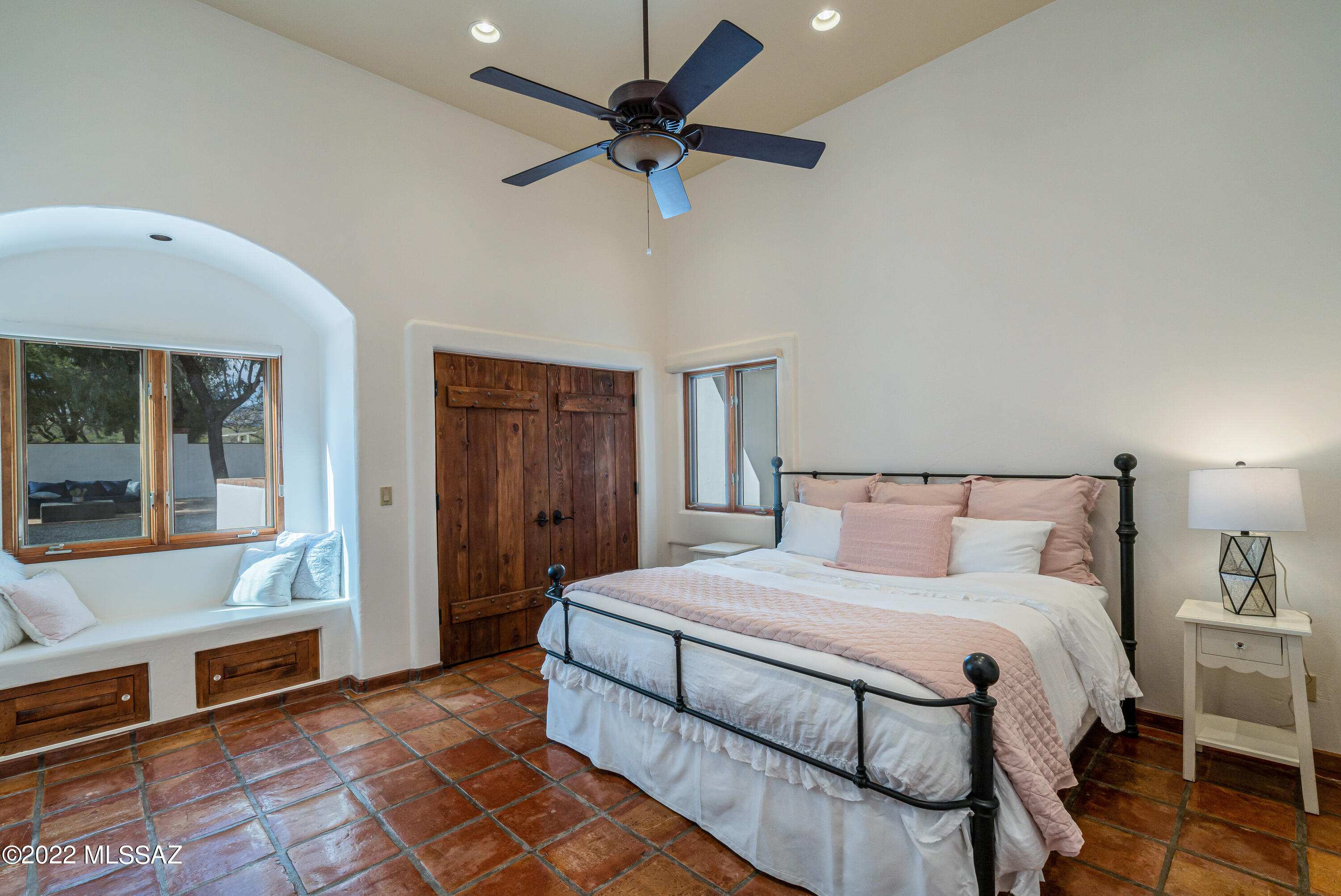La Cienega (1-17) - Residential