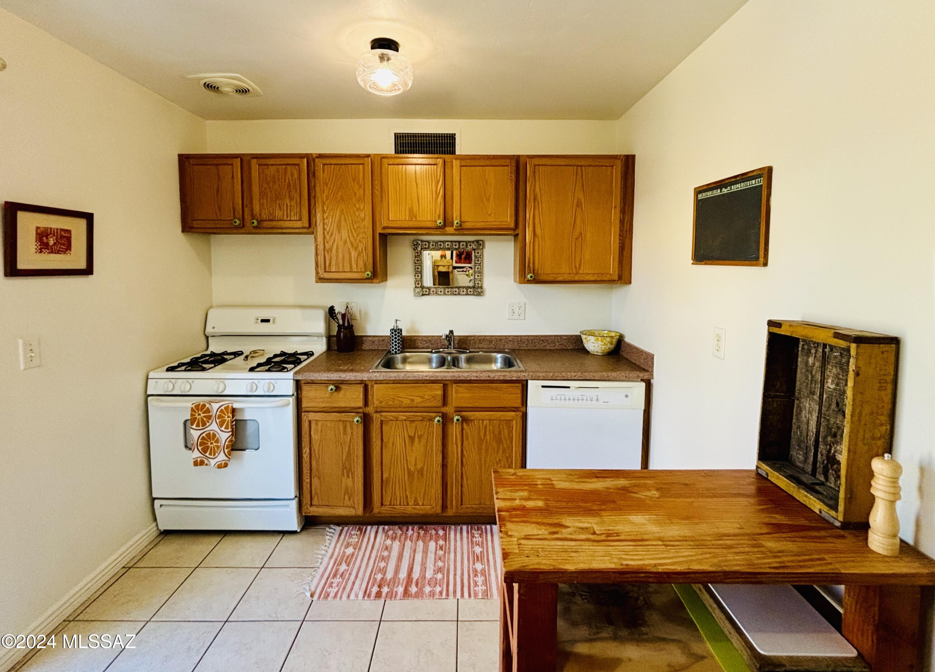 Sunset Foothills Condos (1-201) - Residential