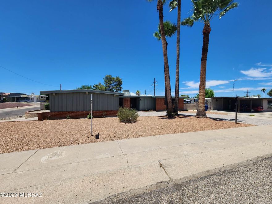 Newly renovated east side home located on a spacious corner lot in a desirable neighborhood. Home features 3 bedrooms, 2 bathrooms with two living areas.  The kitchen is complete with new cabinets, new stainless-steel appliances, quartz countertops and tile backsplash. Brand new roof! Dining area for intimate dinners. Covered back porch with private backyard!  NO HOA , A definite must see!