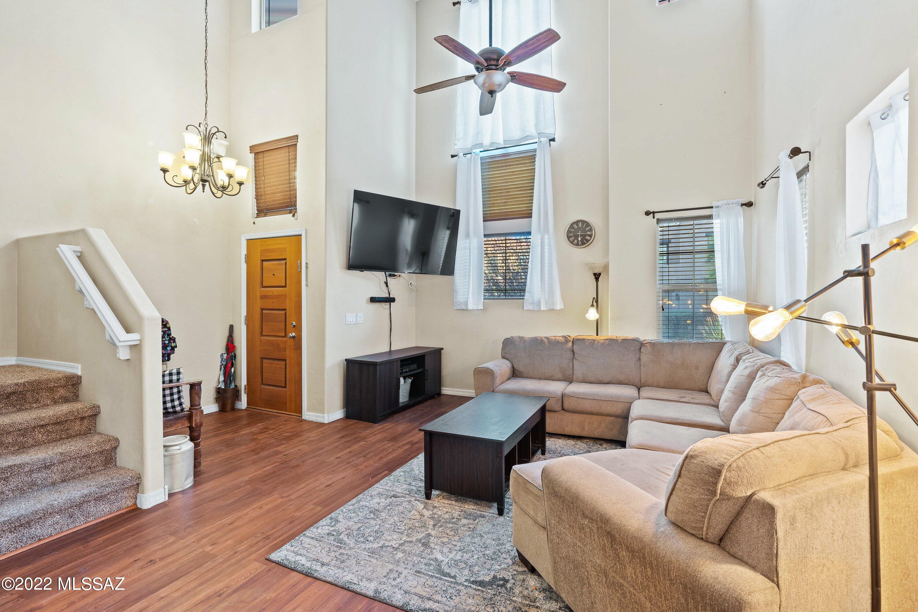 Presidio De Cancion (1-200) - Residential