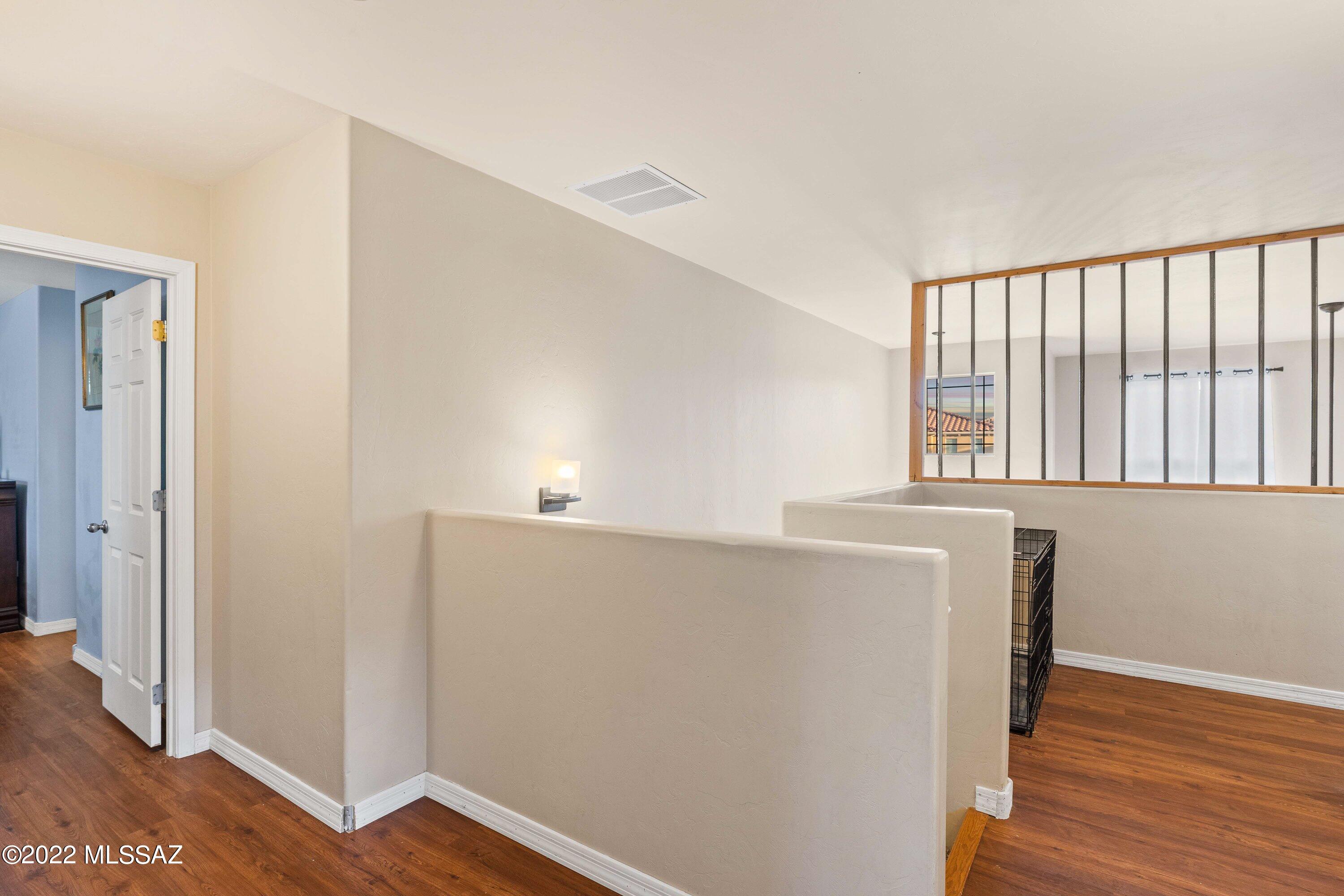 Presidio De Cancion (1-200) - Residential