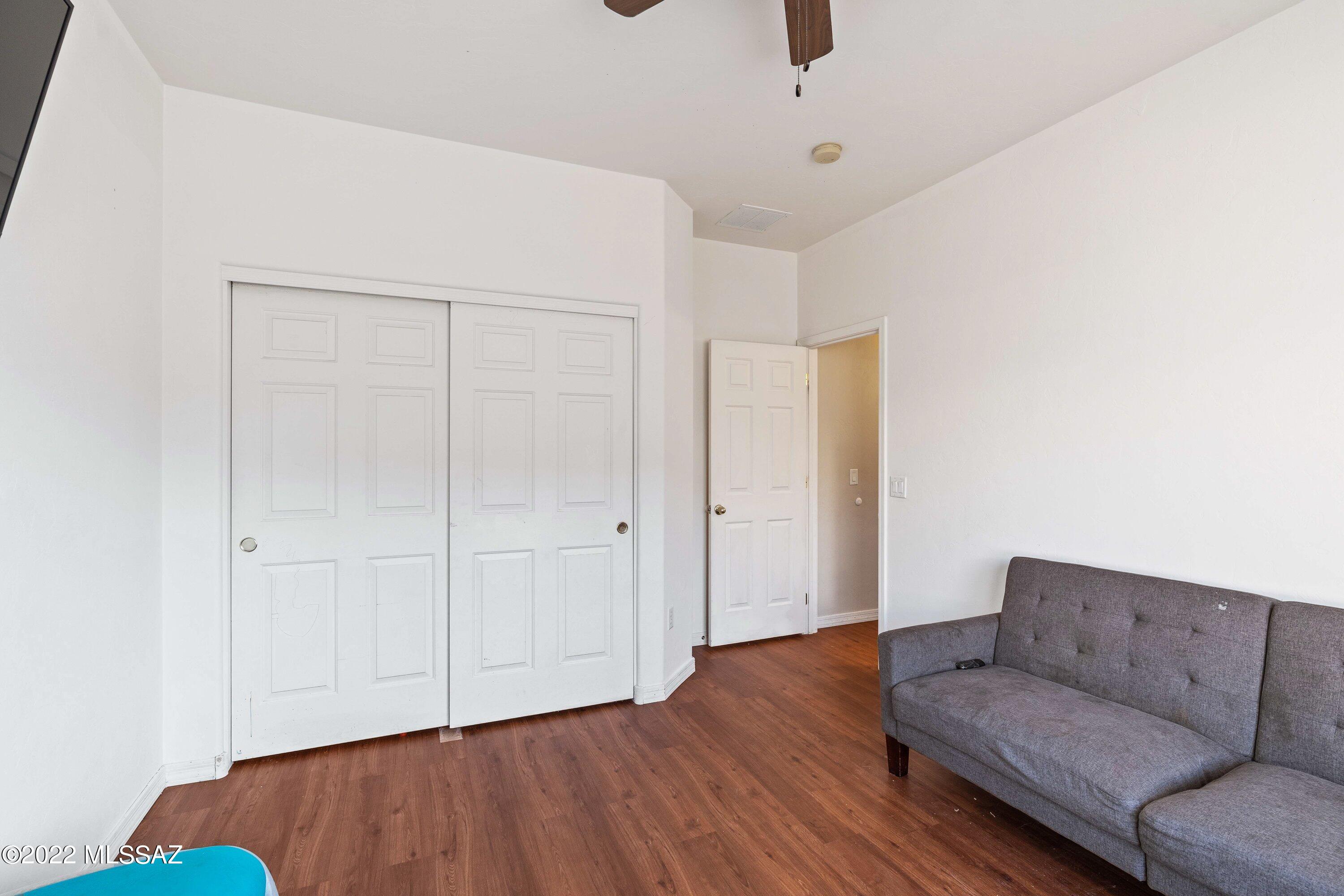 Presidio De Cancion (1-200) - Residential