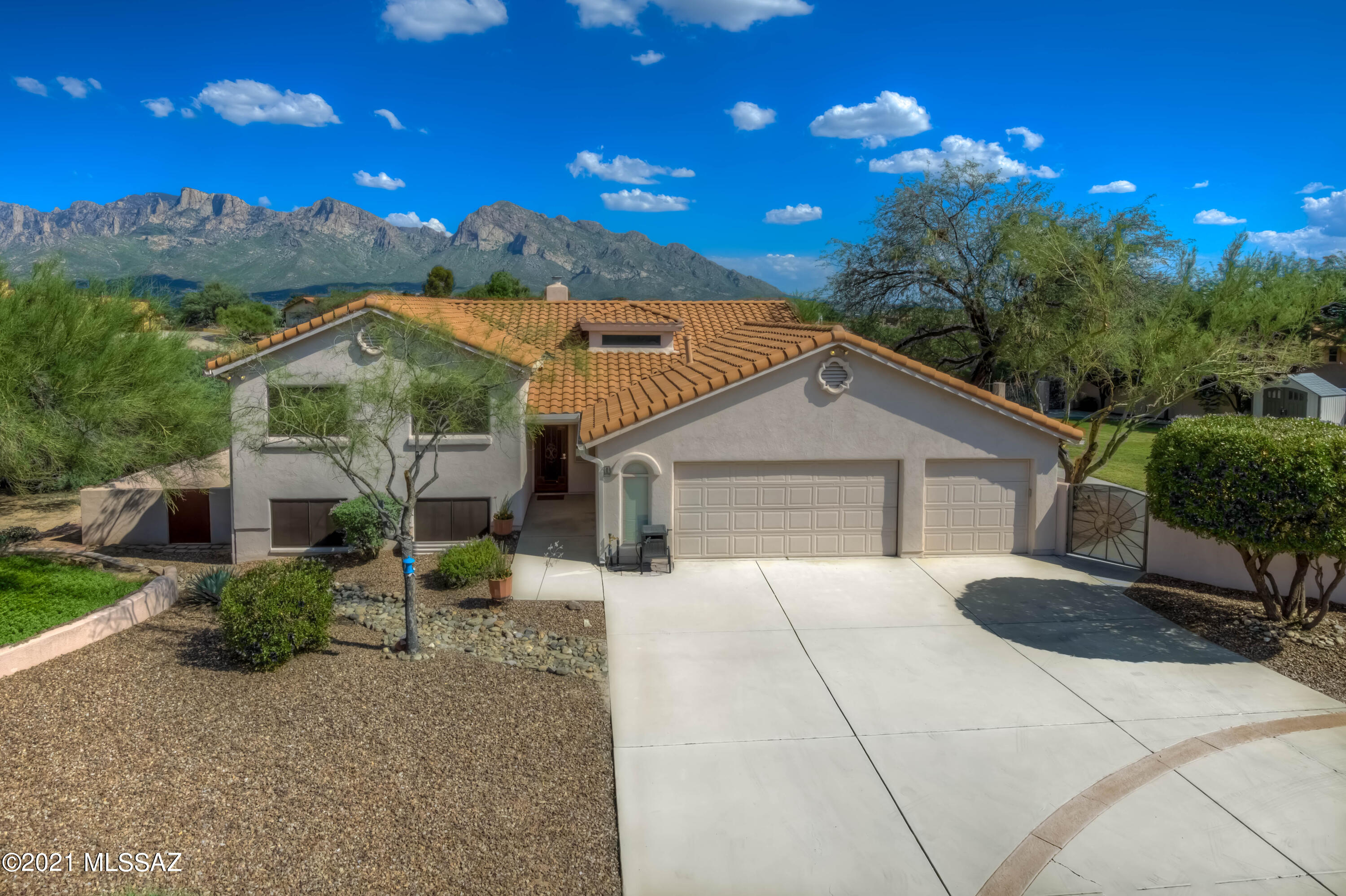 Monte Del Oro (1-187) - Residential