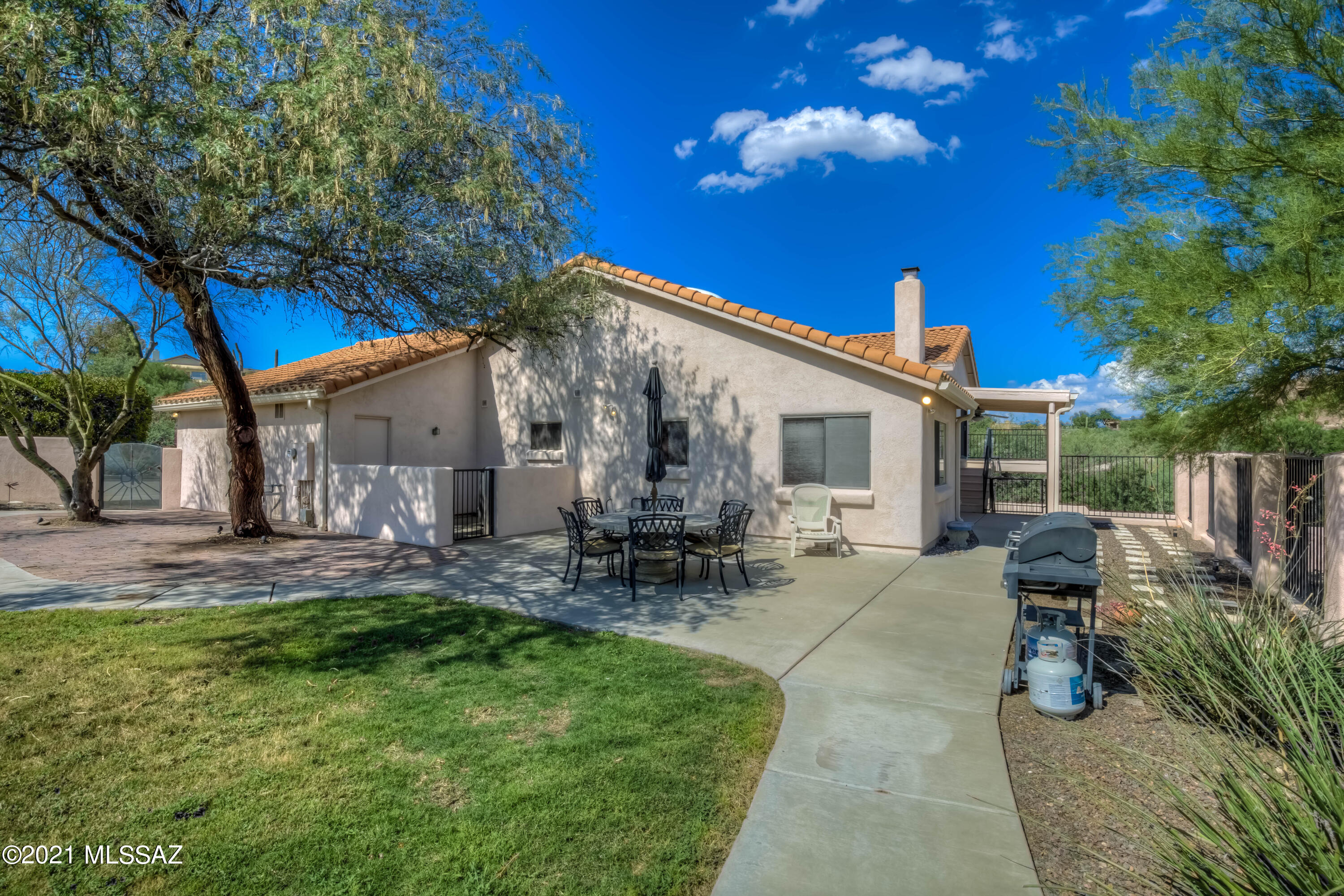 Monte Del Oro (1-187) - Residential