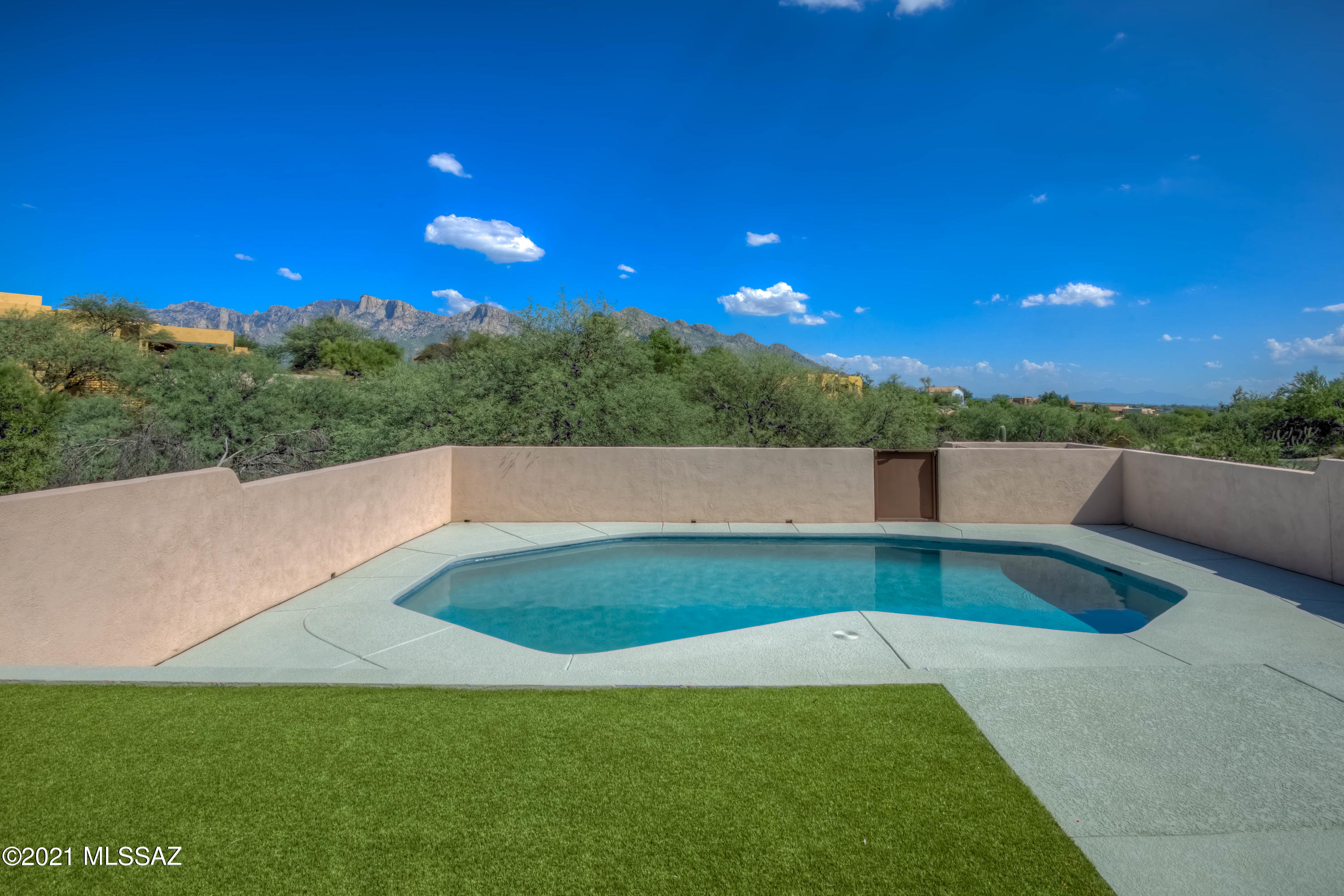 Monte Del Oro (1-187) - Residential
