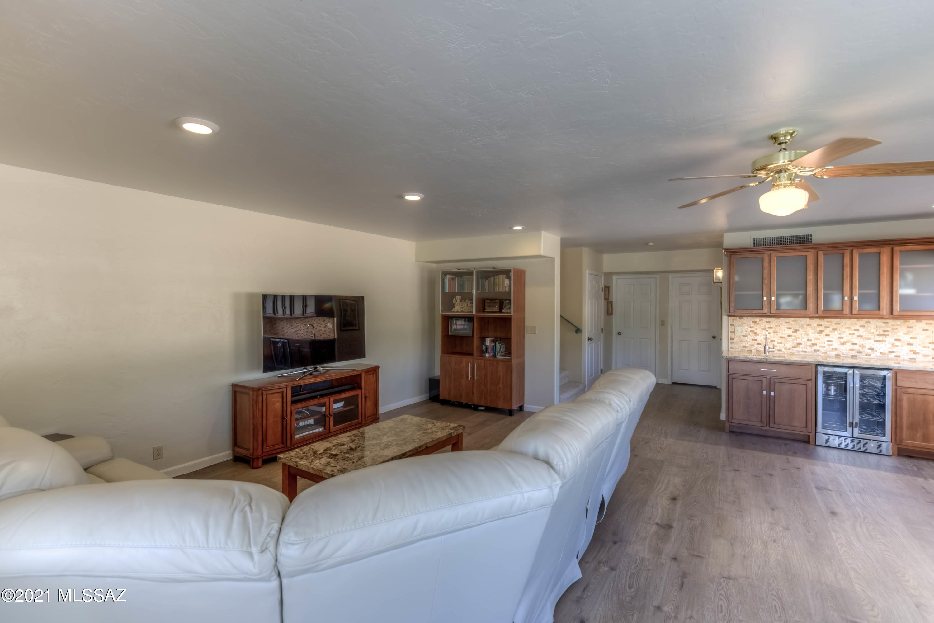 Monte Del Oro (1-187) - Residential