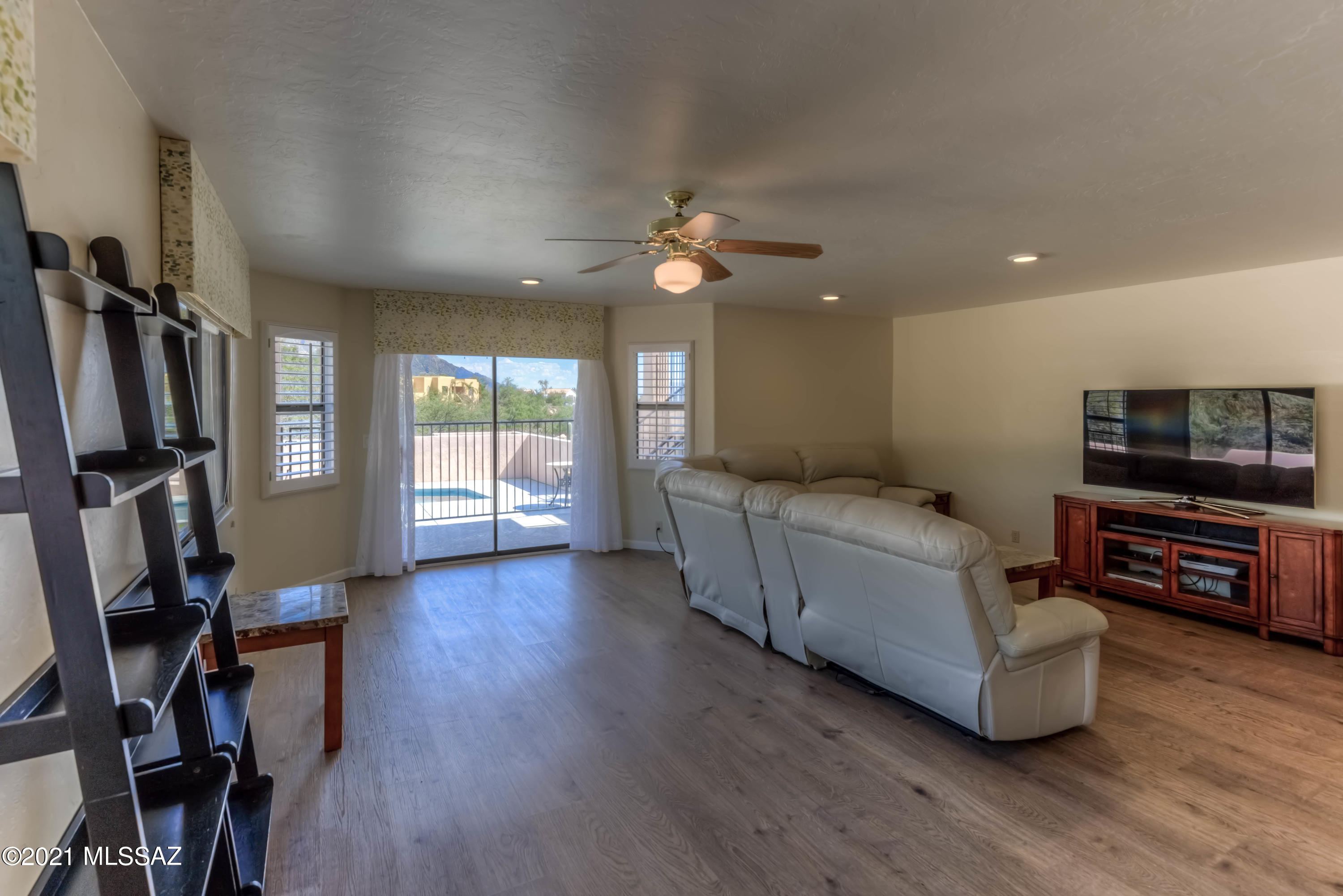 Monte Del Oro (1-187) - Residential
