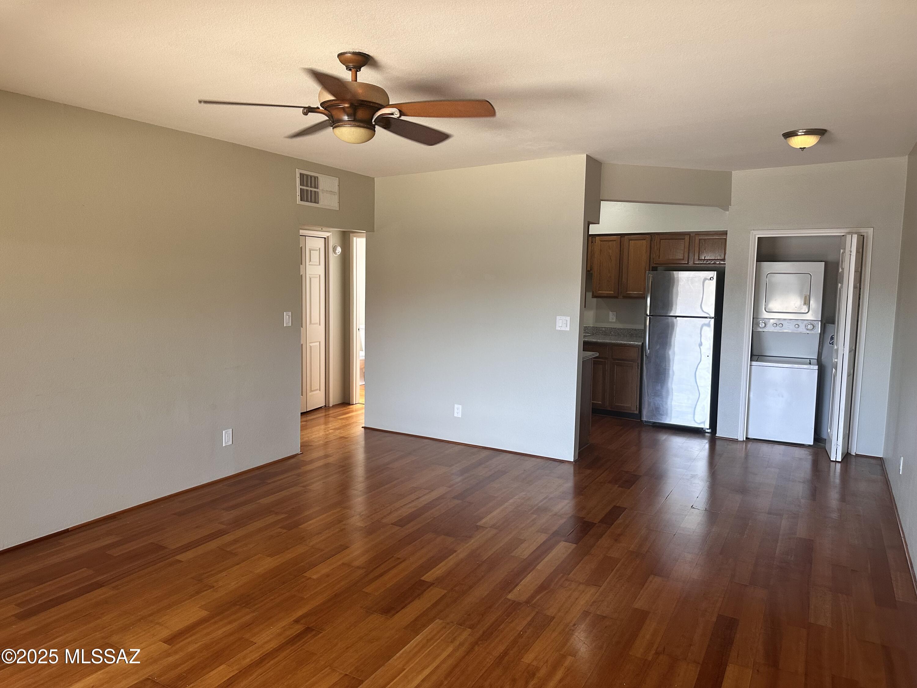 5500 N Valley View Rd 230