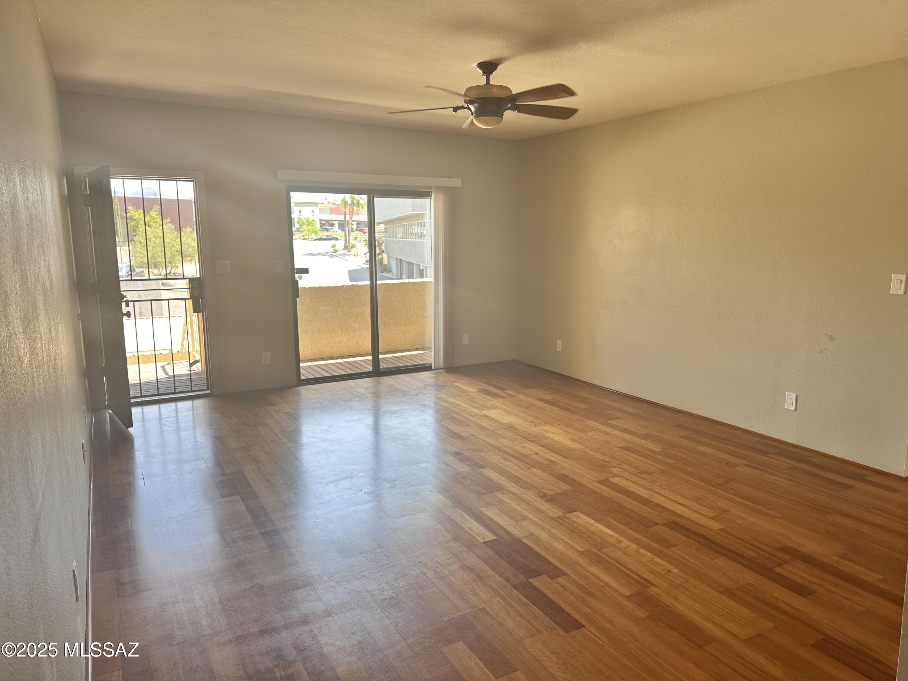 5500 N Valley View Rd 230