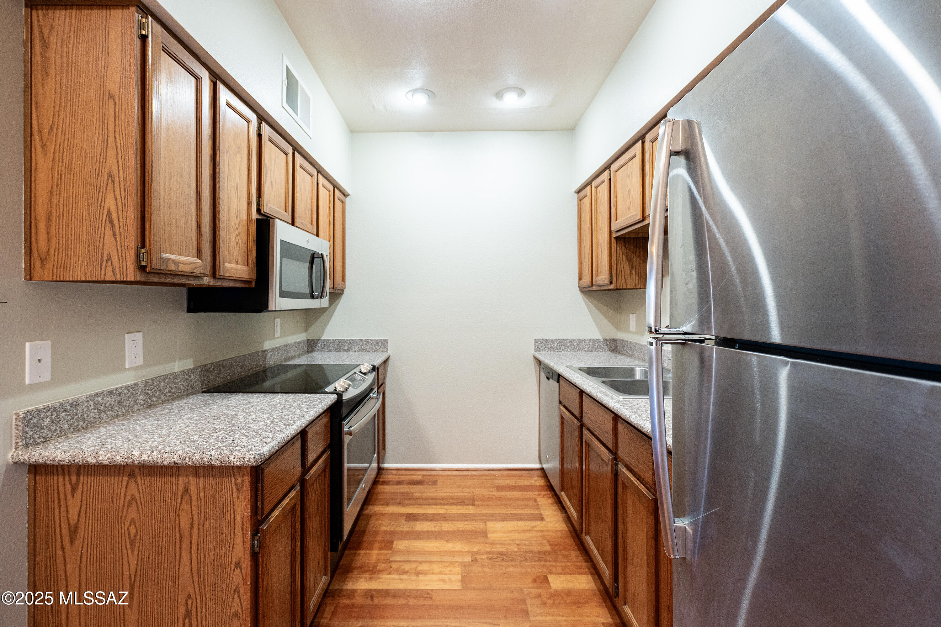 5500 N Valley View Rd 230