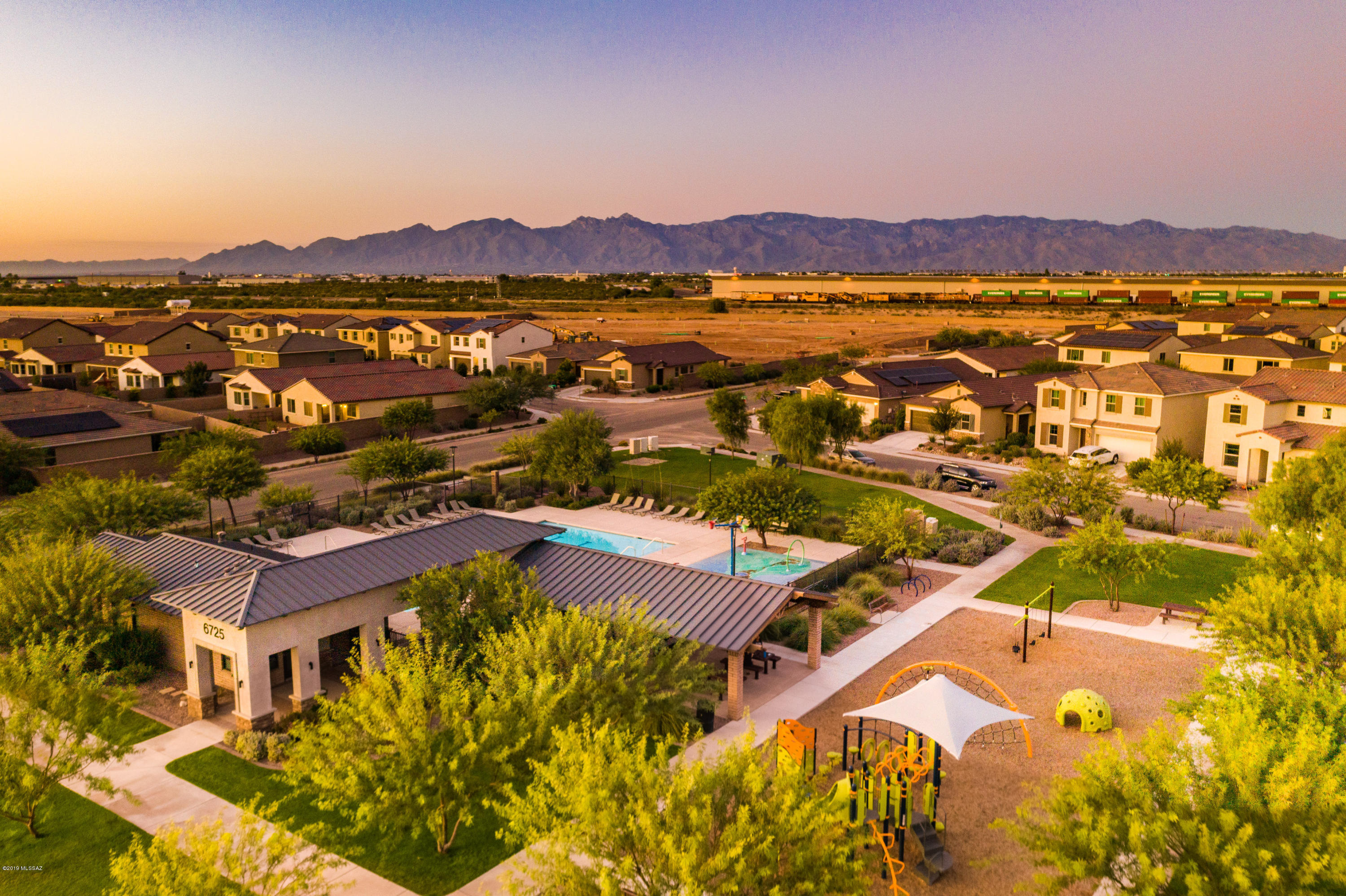 La Estancia De Tucson (1-330) - Residential