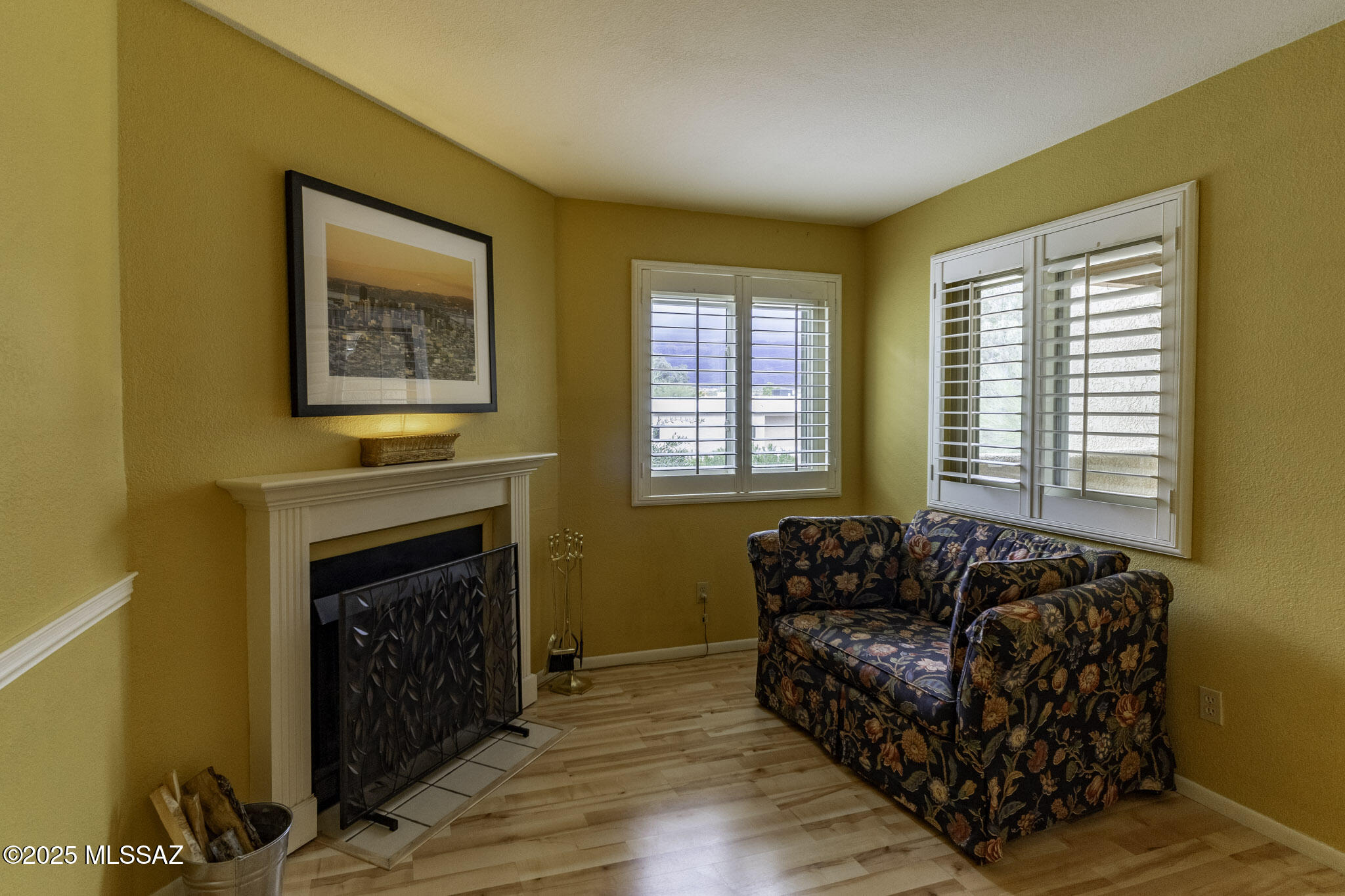 3690 N Country Club Road 1028