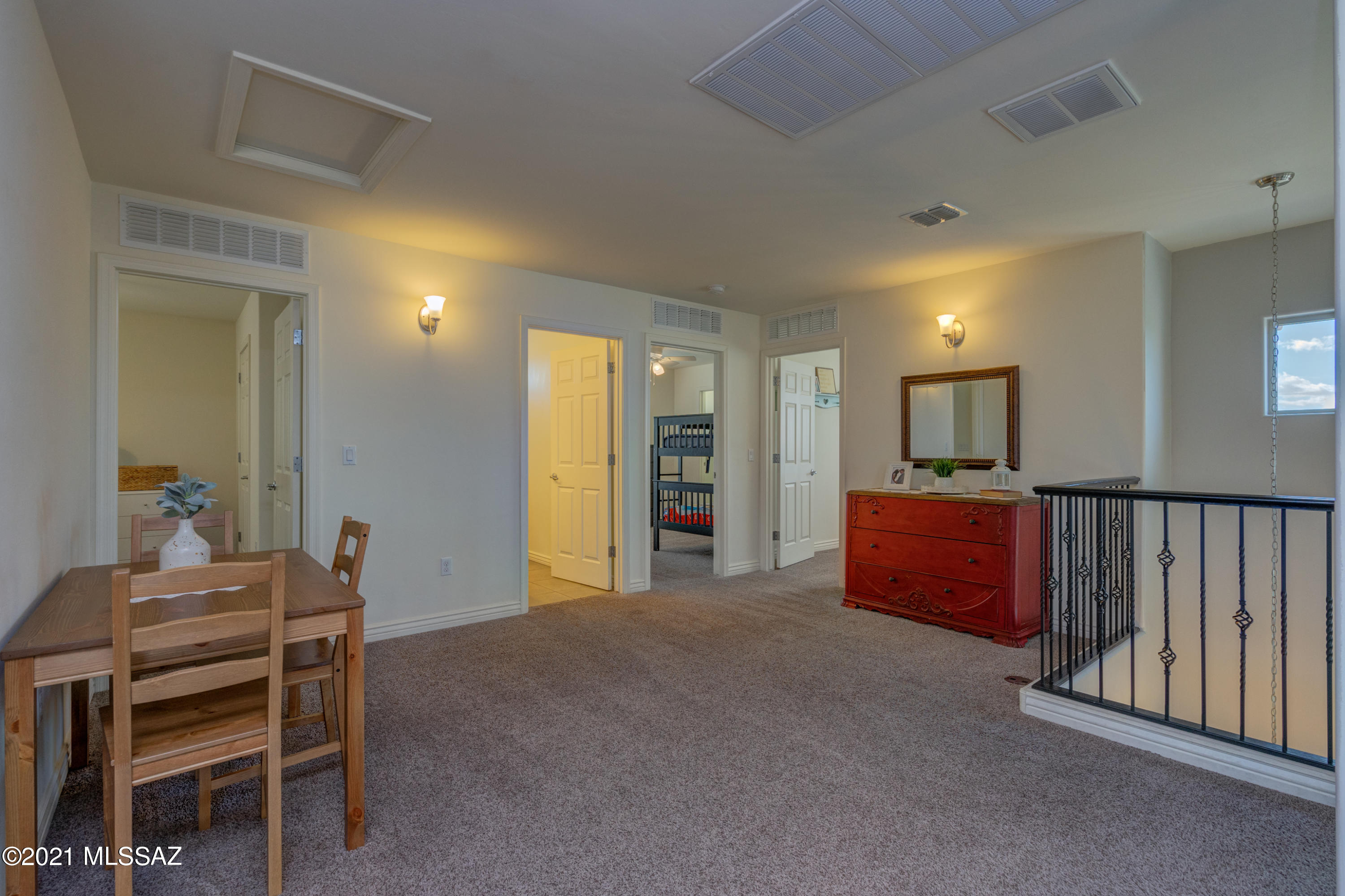 Vista Del Lago Norte SQ20140780198 - Residential
