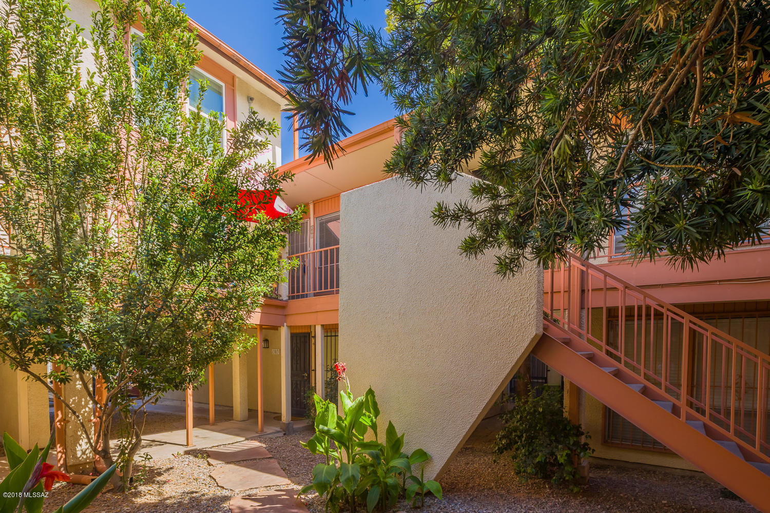 Las Colinas Condominiums - Residential