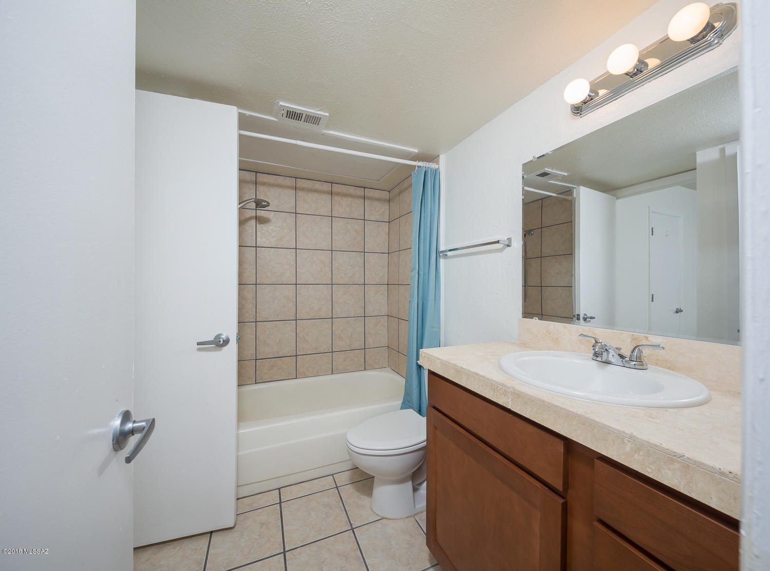 Las Colinas Condominiums - Residential