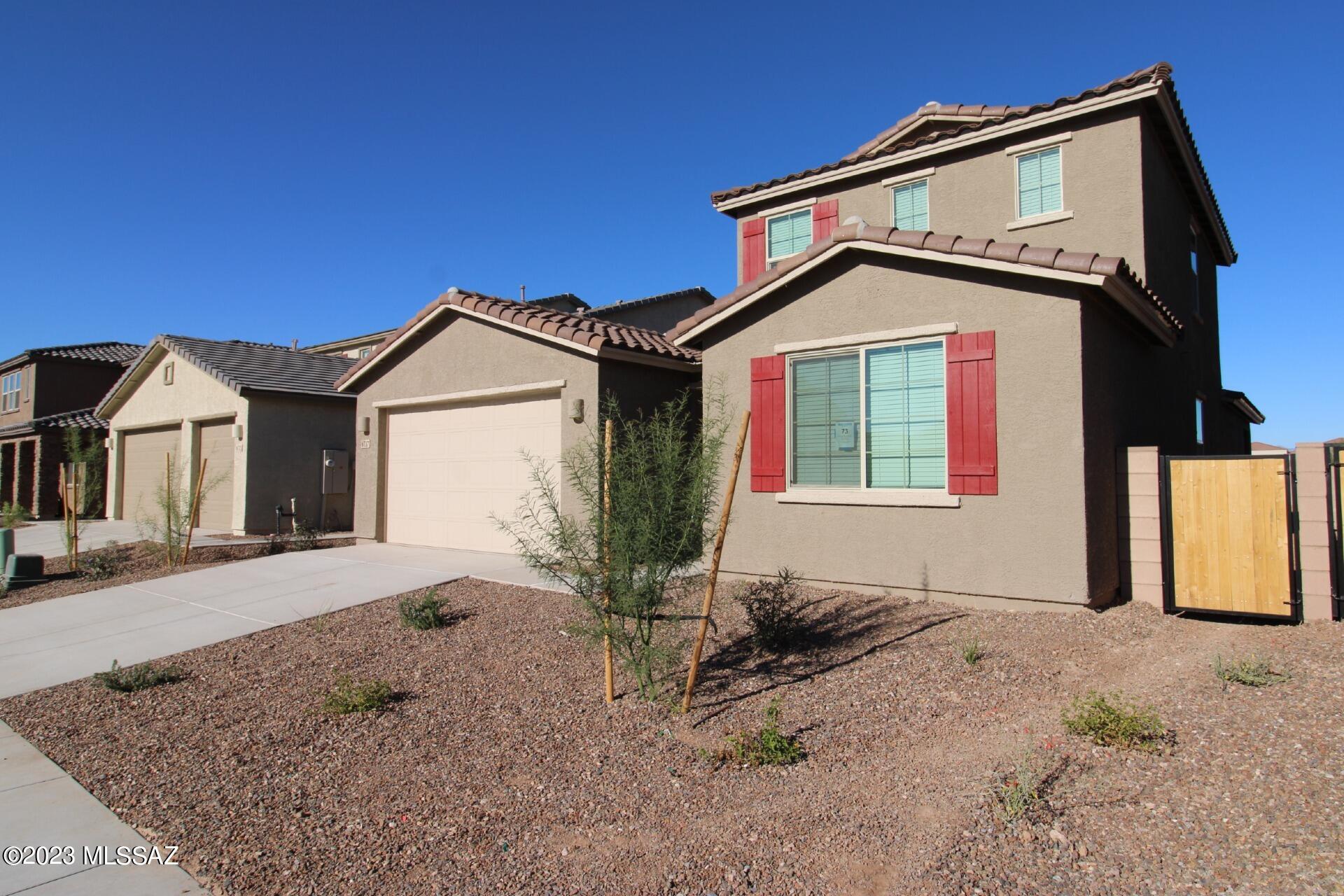 La Estancia De Tucson (1-330) - Residential Lease