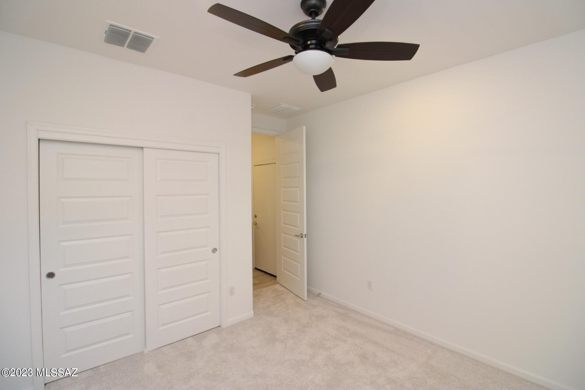 La Estancia De Tucson (1-330) - Residential Lease