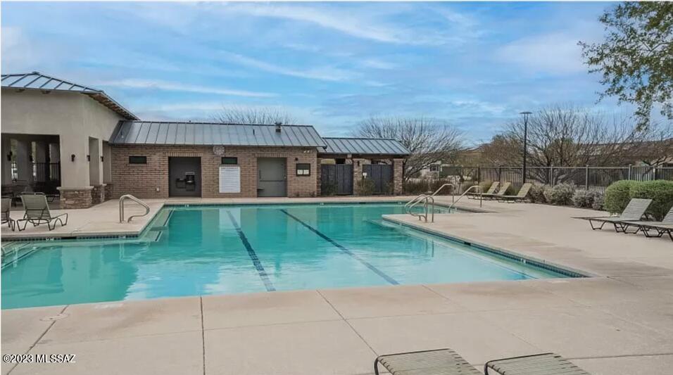 La Estancia De Tucson (1-330) - Residential Lease