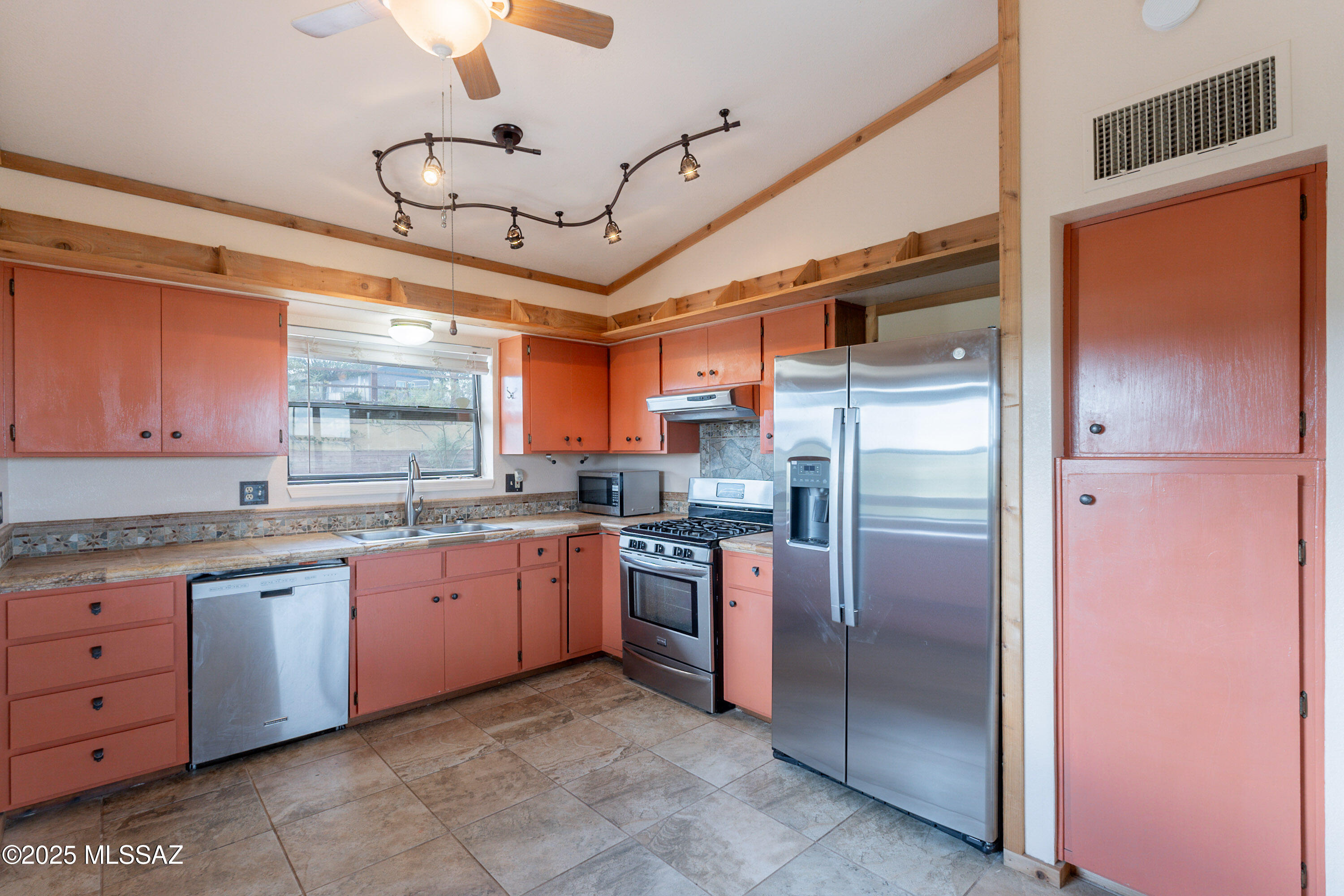 Sonoita Estates (1-18) - Residential