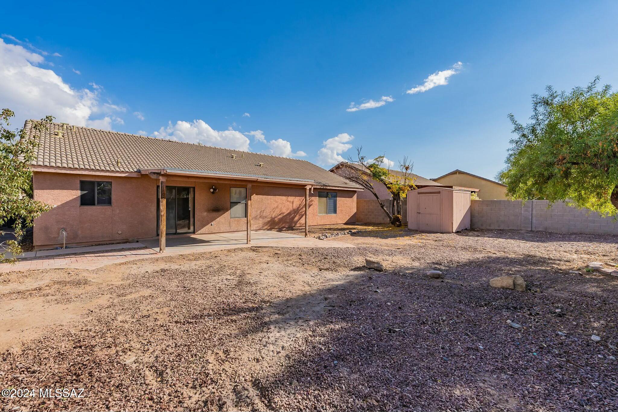 Elliott Homes At Rita Ranch (1-521) - Residential
