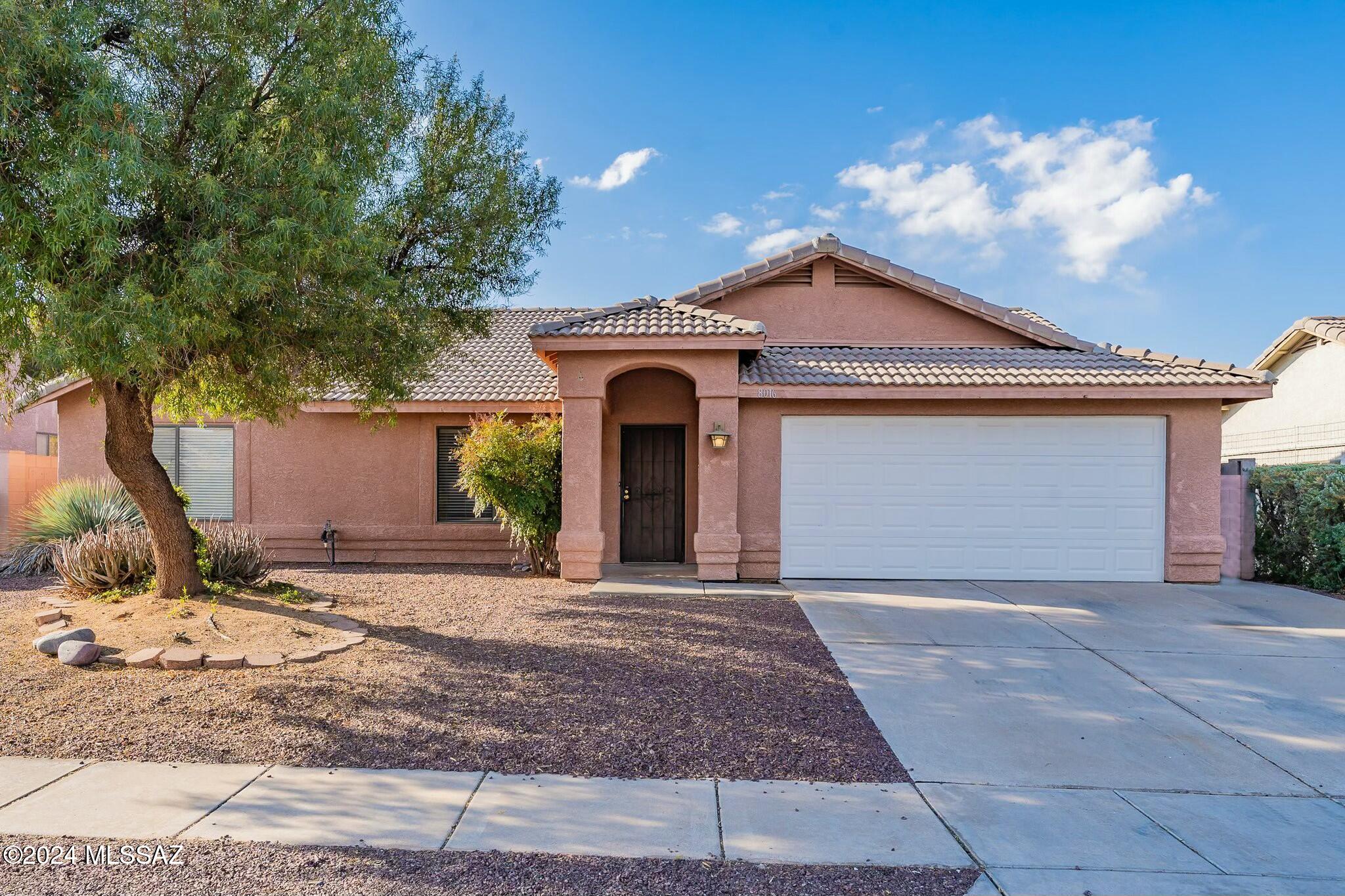 Elliott Homes At Rita Ranch (1-521) - Residential