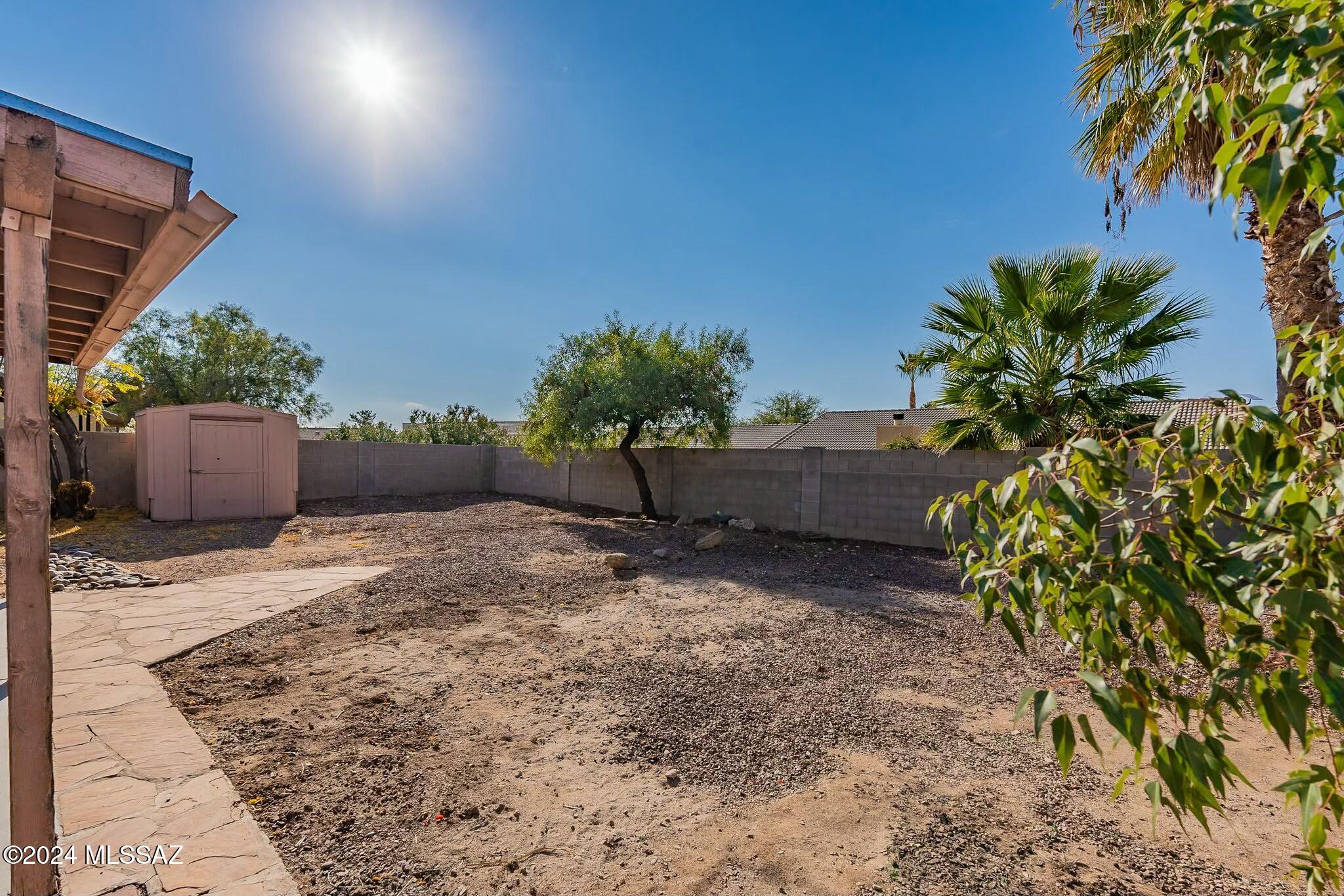 Elliott Homes At Rita Ranch (1-521) - Residential