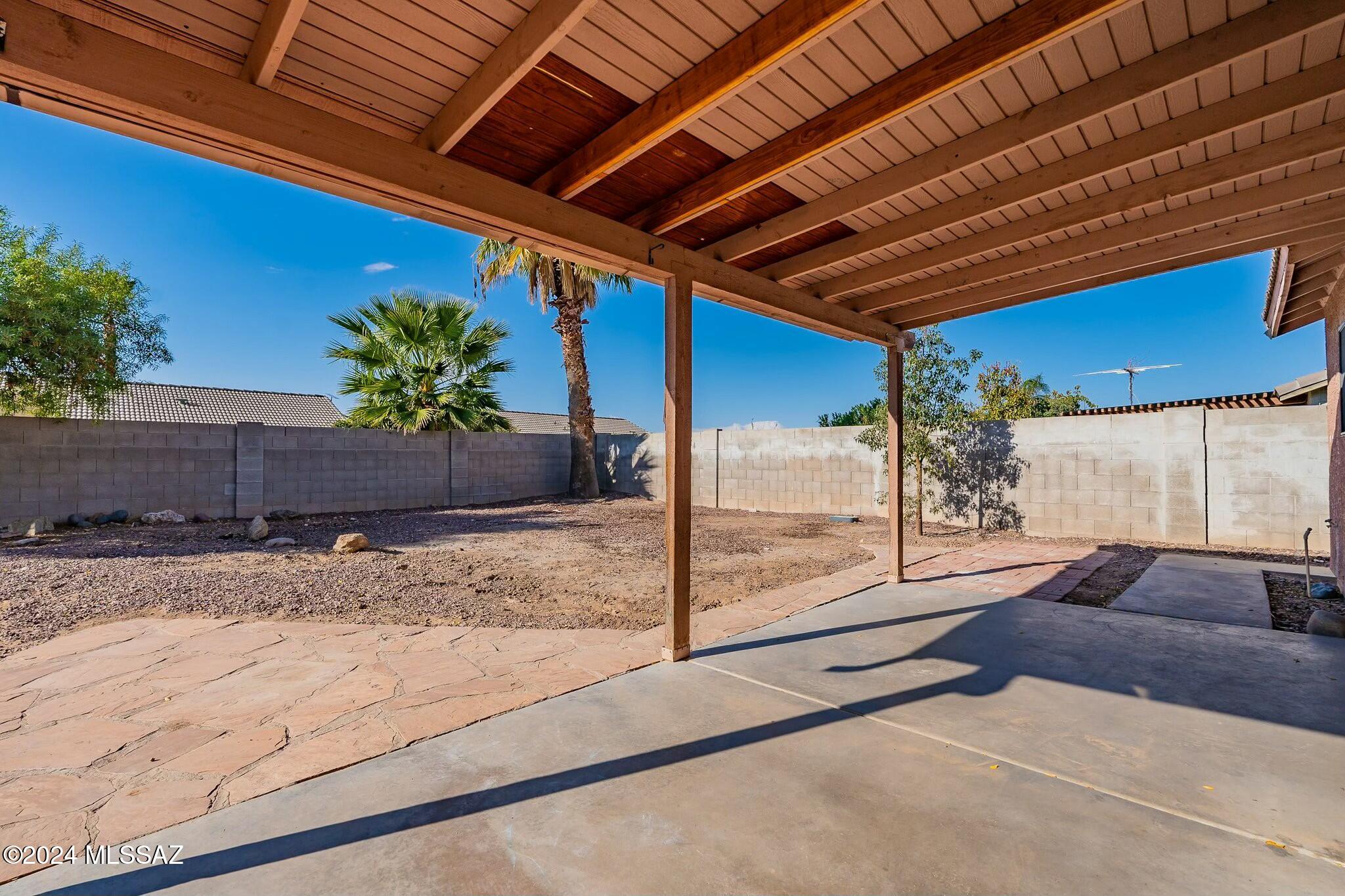 Elliott Homes At Rita Ranch (1-521) - Residential
