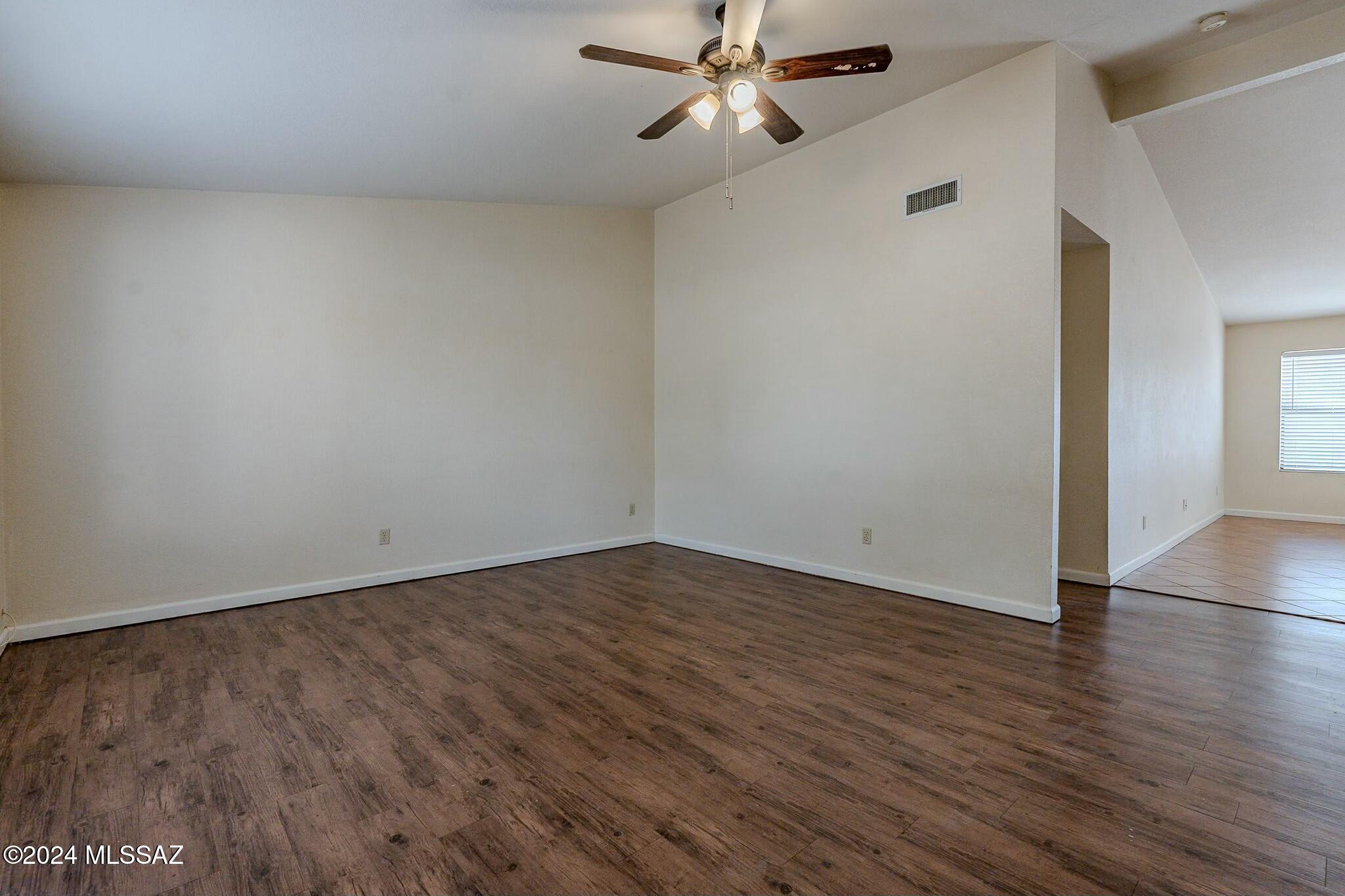 Elliott Homes At Rita Ranch (1-521) - Residential